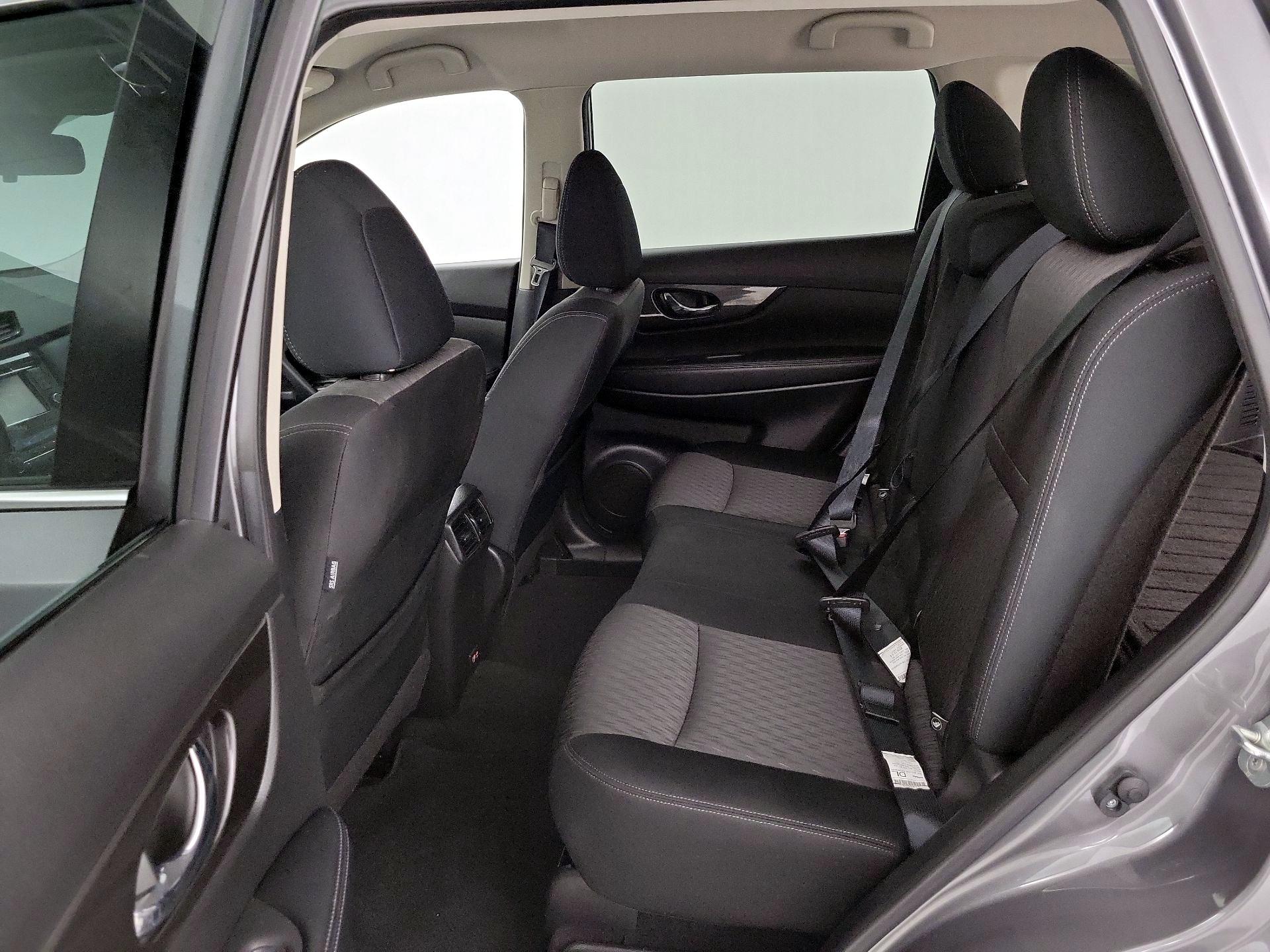 Thumbnail: 2020 Nissan Rogue - 19