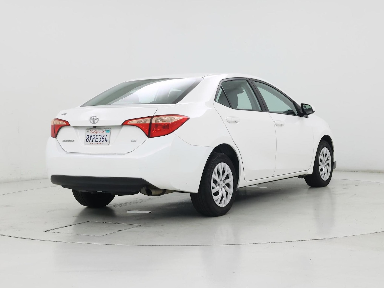 2019 Toyota Corolla LE - Photo 9
