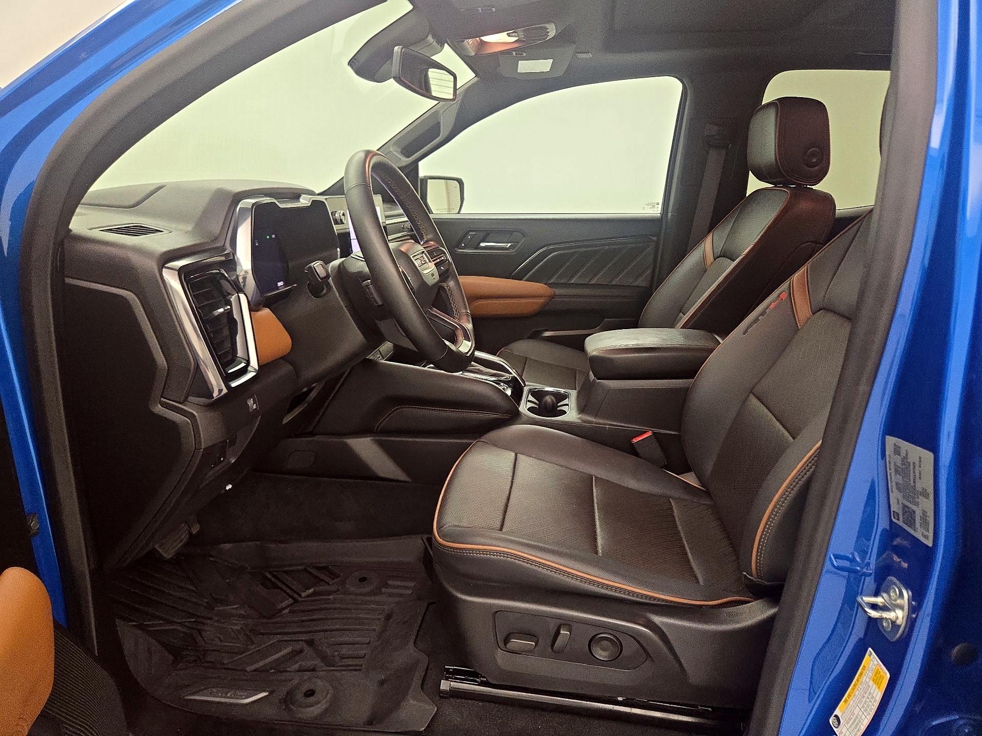 Thumbnail: 2024 GMC Canyon - 11