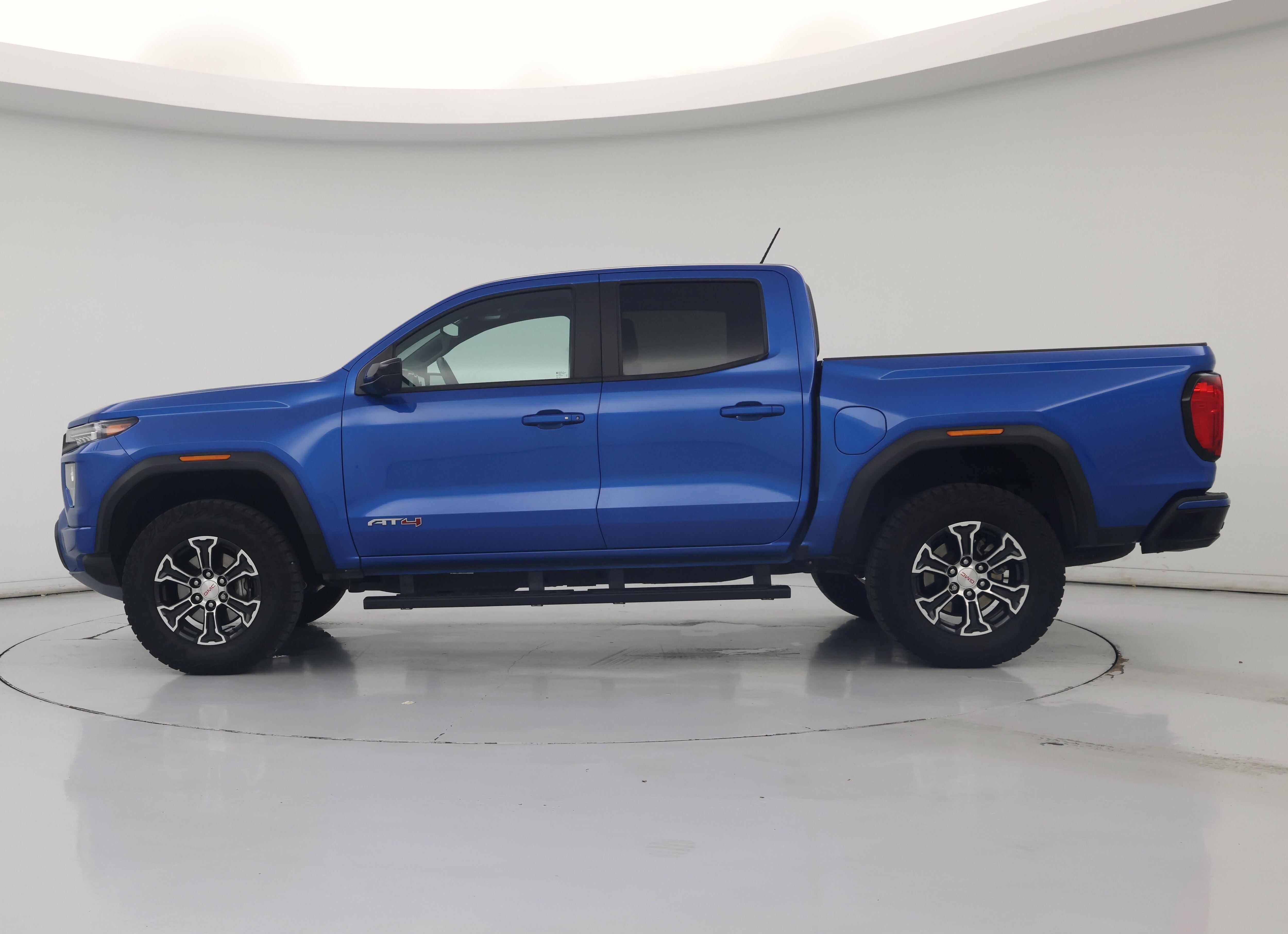 Thumbnail: 2024 GMC Canyon - 3