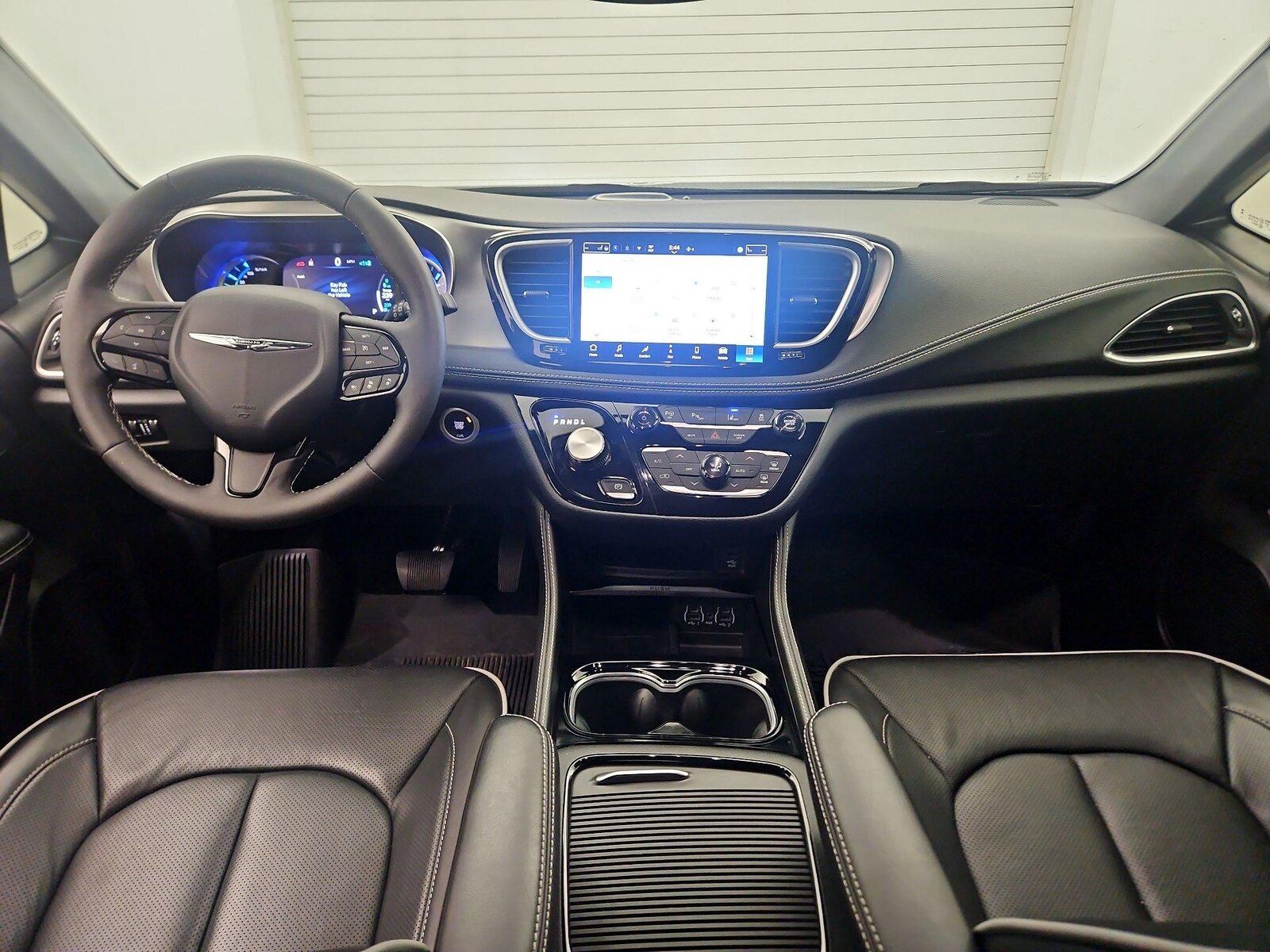 2024 Chrysler Pacifica Hybrid Premium S Appearance Pkg, photo 10