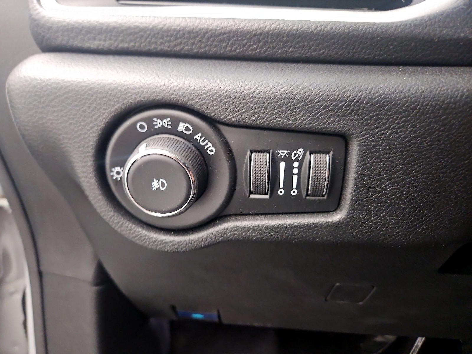 2024 Chrysler Pacifica Hybrid Premium S Appearance Pkg, photo 14
