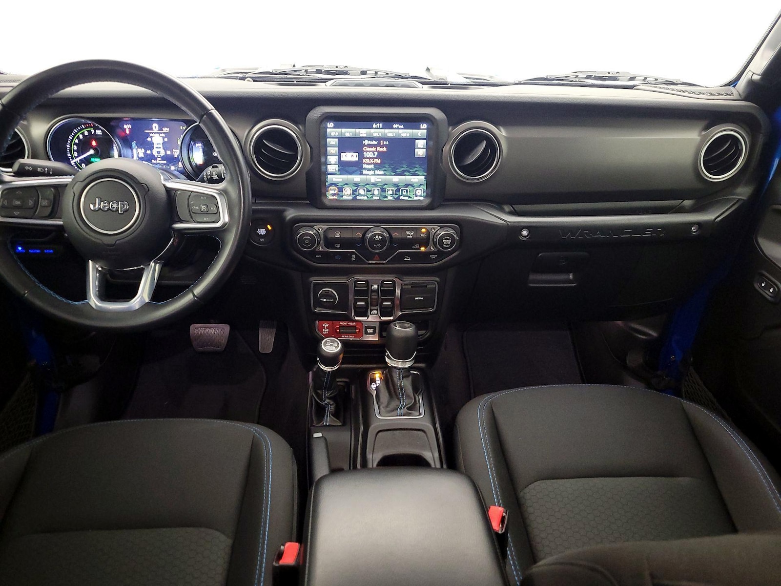 Apple CarPlay® & Android Auto™