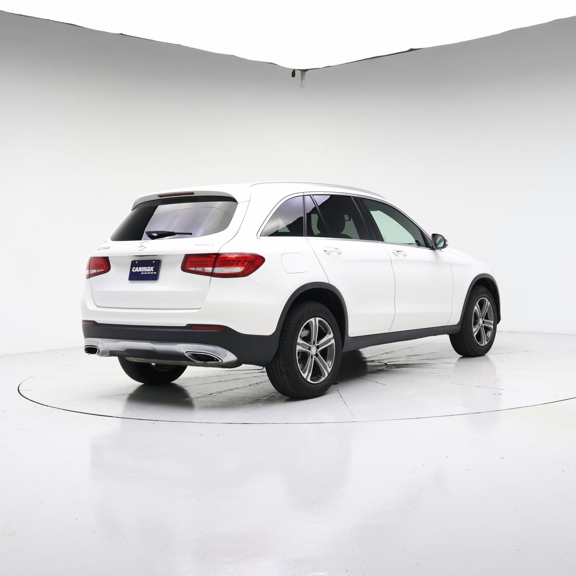 Thumbnail: 2017 Mercedes-Benz GLC - 8