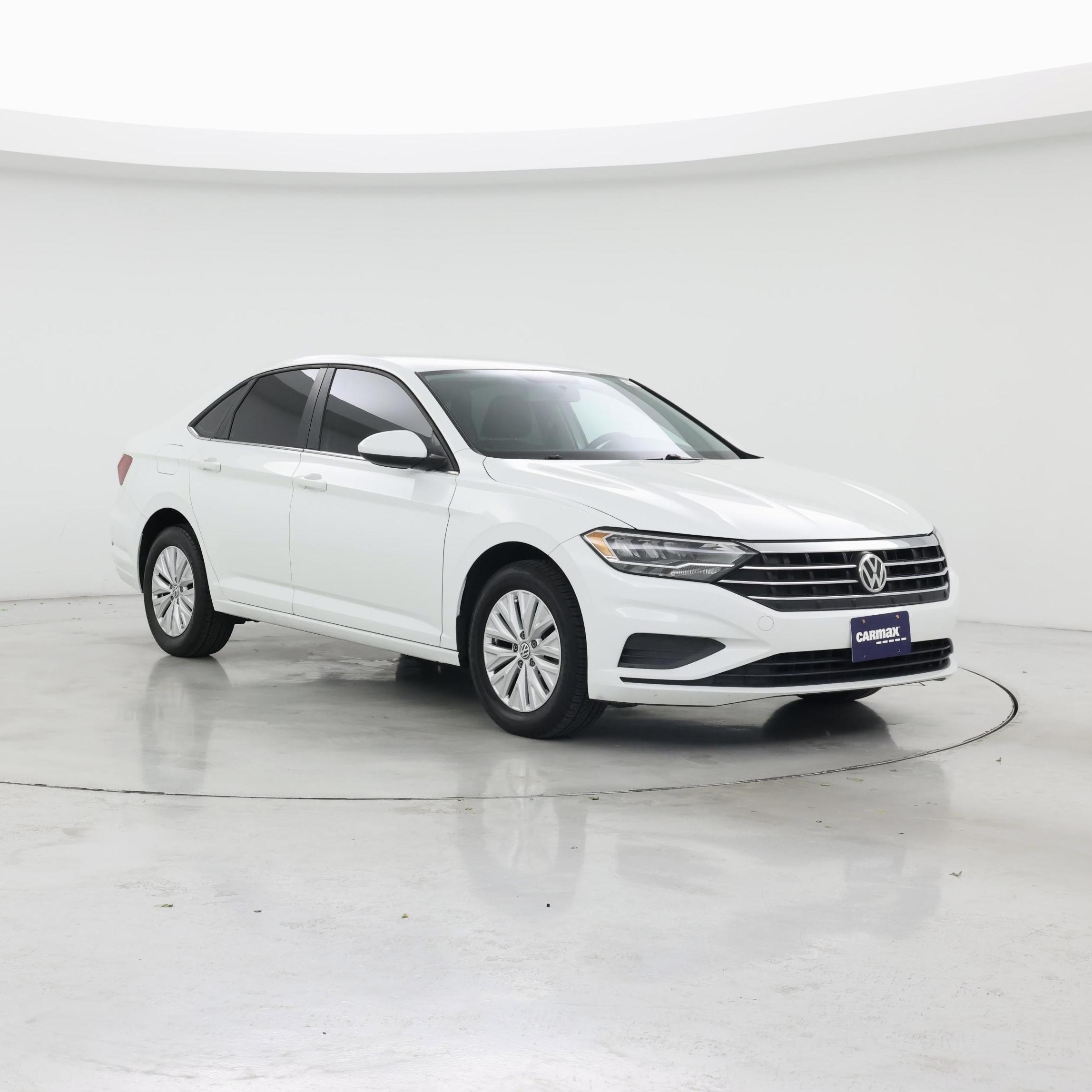 White 2019 Volkswagen Jetta Sedan Front-Wheel Drive Automatic