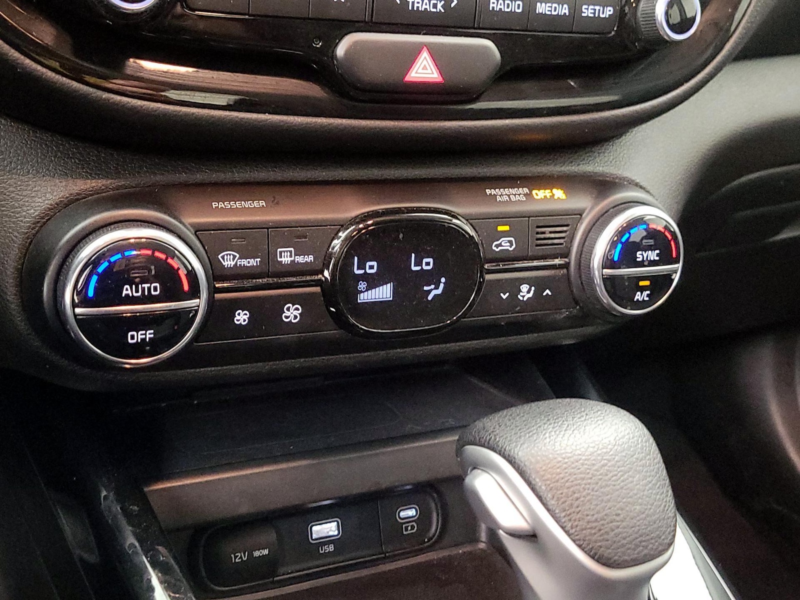 2023 Kia Soul S - Photo 18