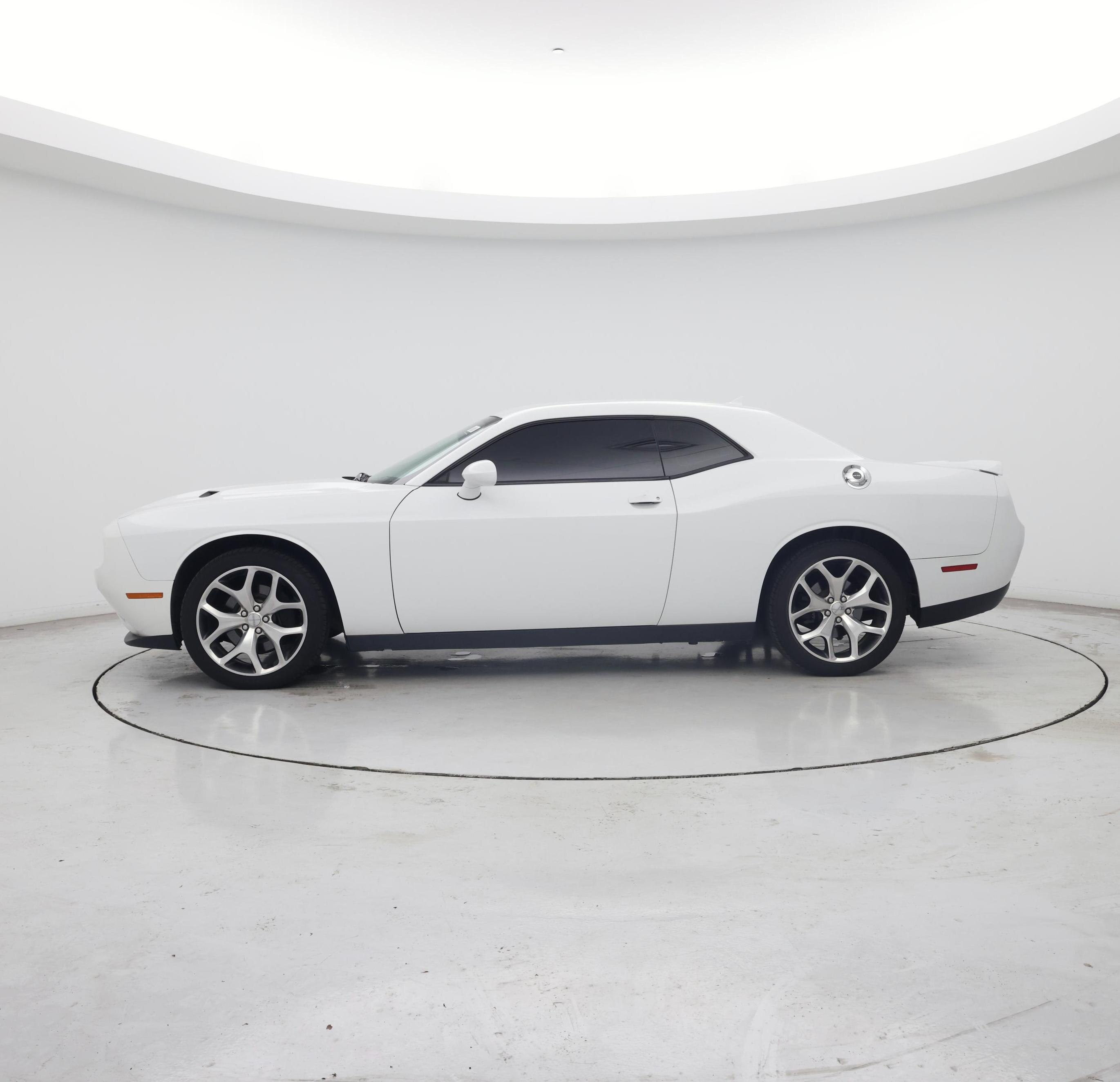 Thumbnail: 2015 Dodge Challenger - 3