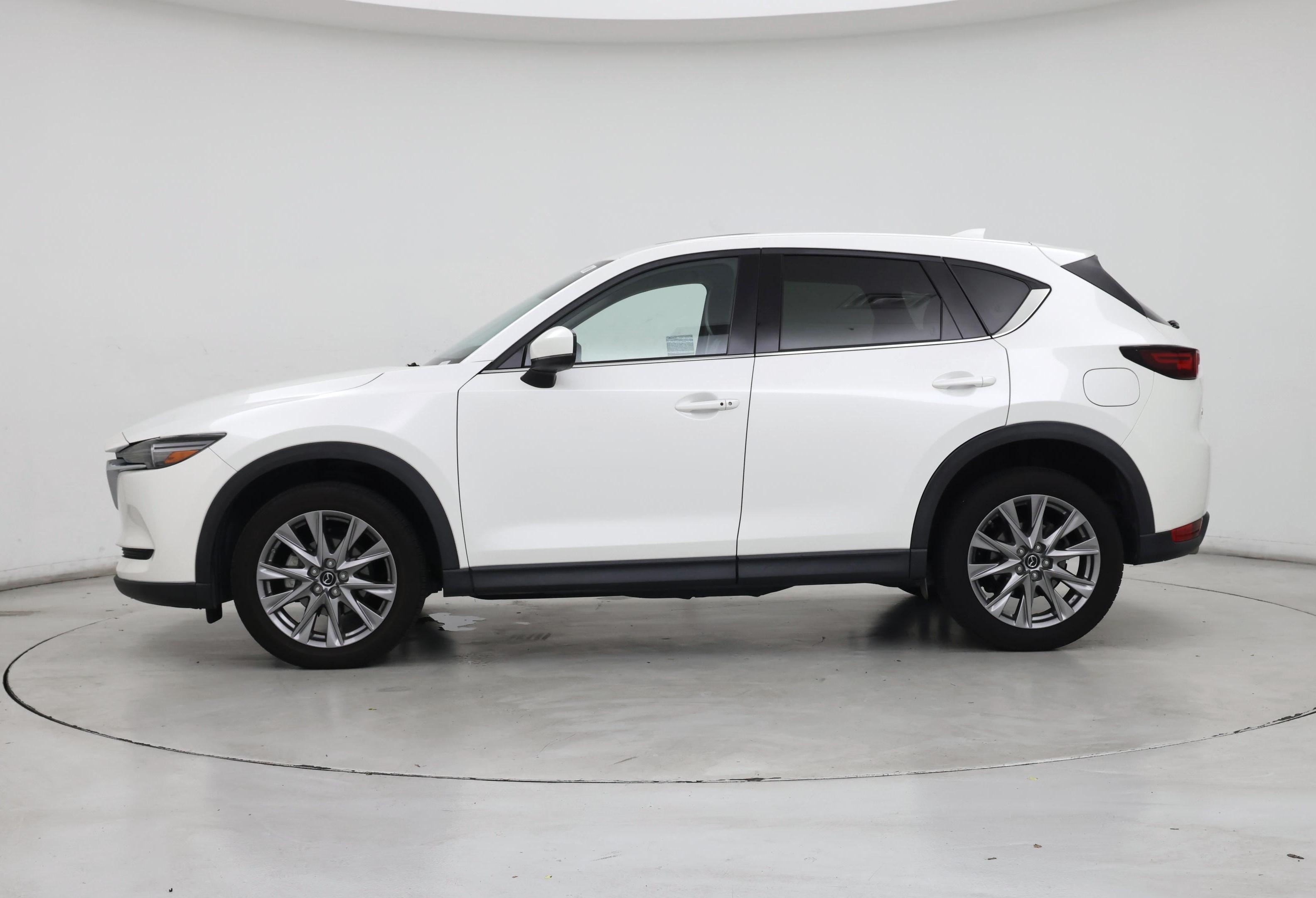 Thumbnail: 2020 Mazda CX-5 - 3