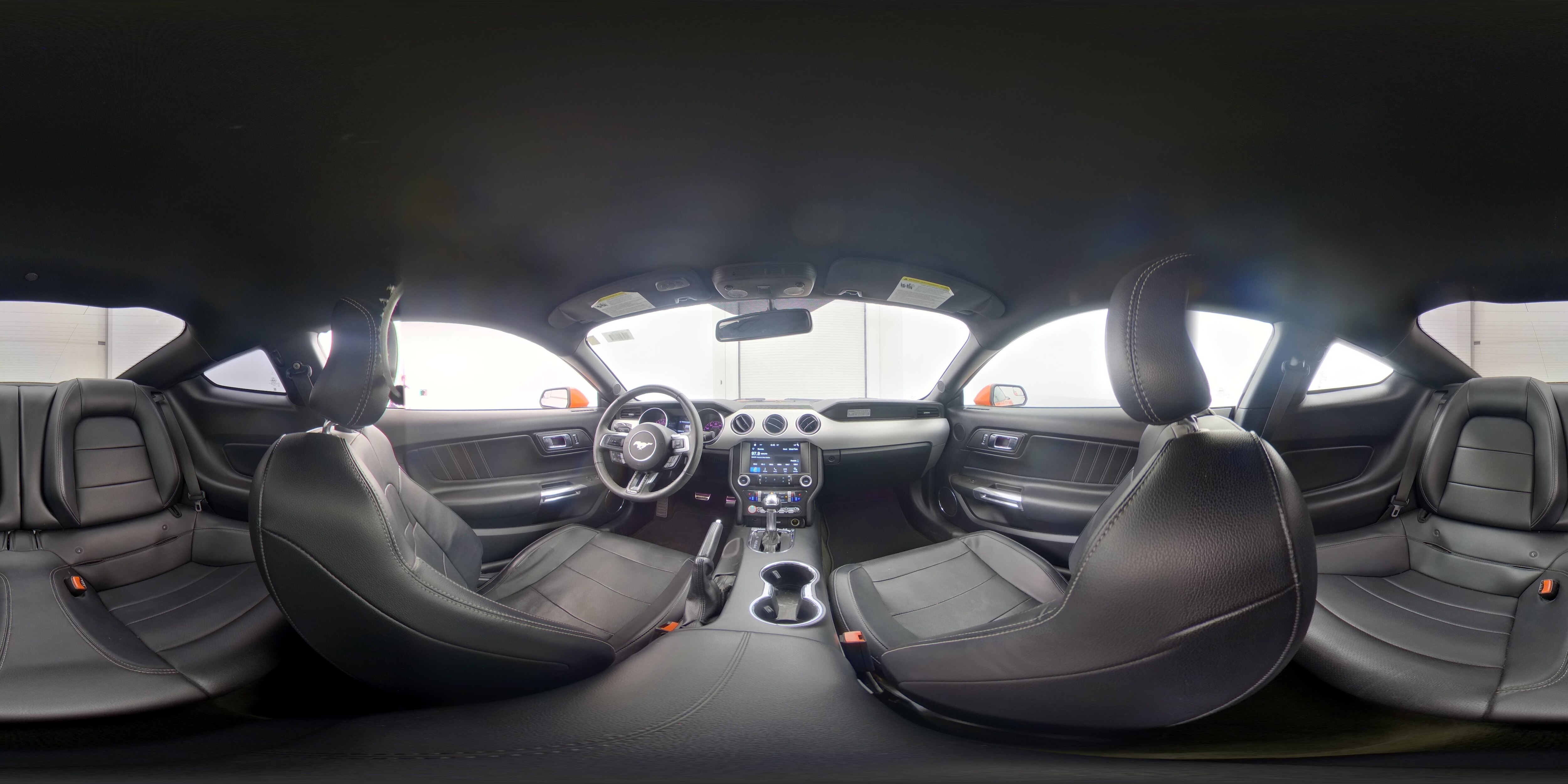 2016 Ford Mustang EcoBoost - Photo 24