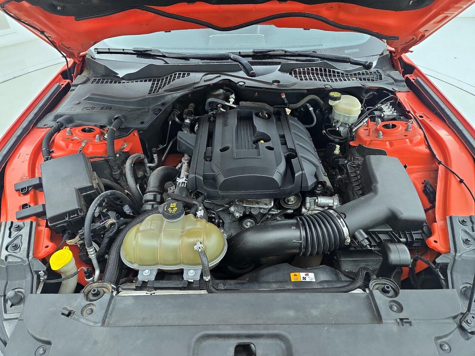 2016 Ford Mustang EcoBoost - Photo 22