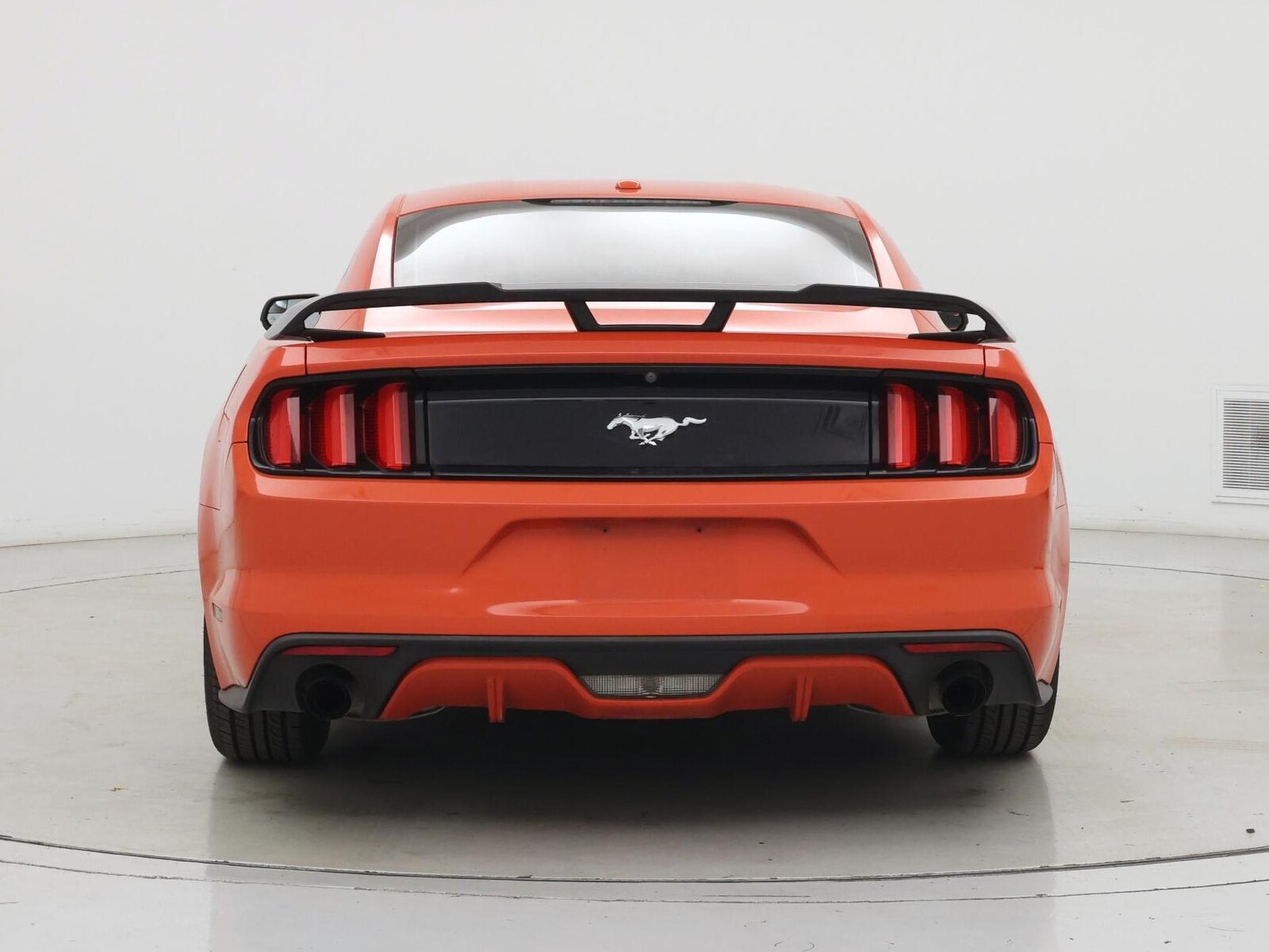 2016 Ford Mustang EcoBoost - Photo 7