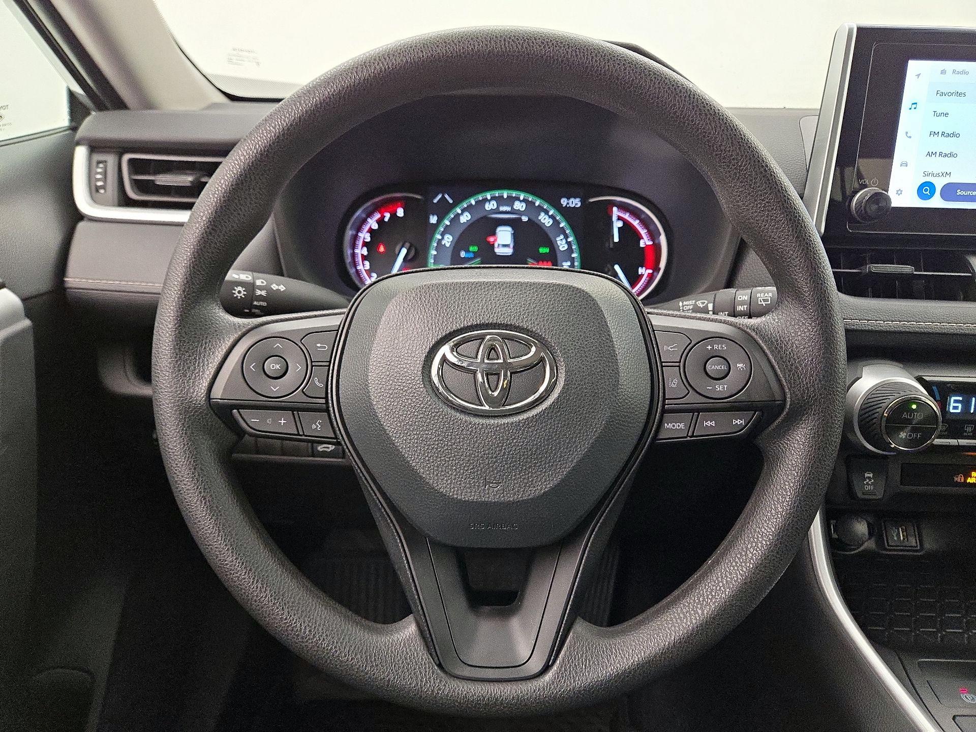 Thumbnail: 2025 Toyota RAV4 - 10