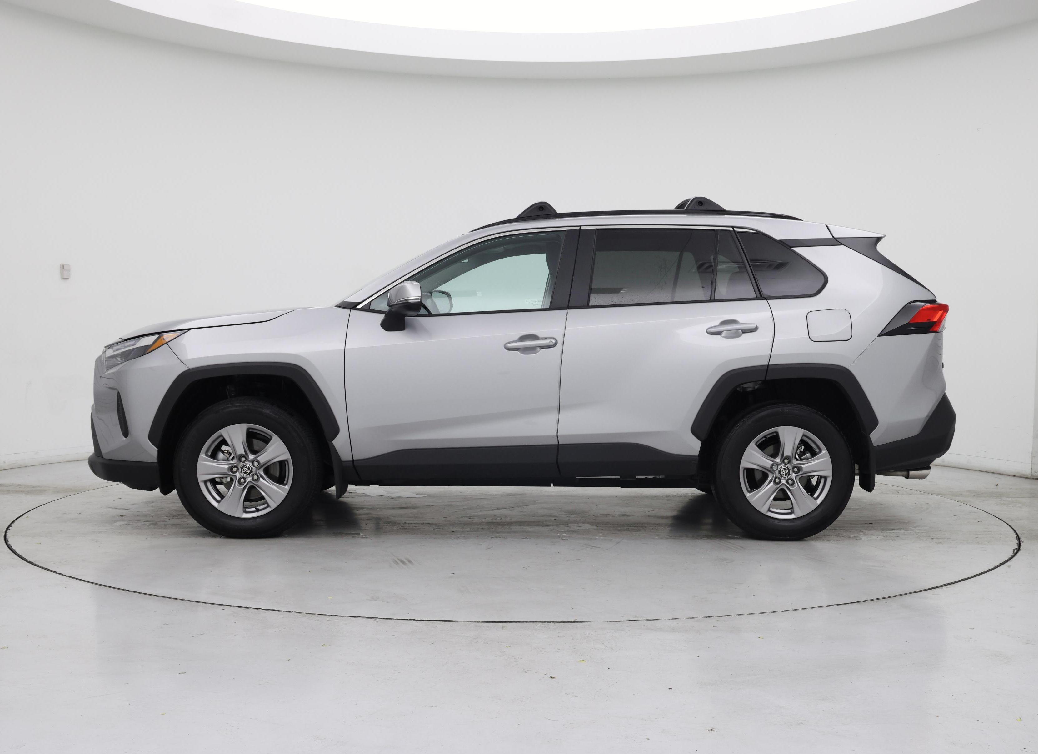 Thumbnail: 2025 Toyota RAV4 - 3