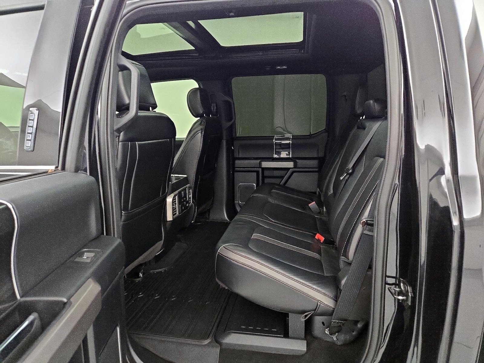 2020 Ford F-250 Super Duty Platinum - Photo 22