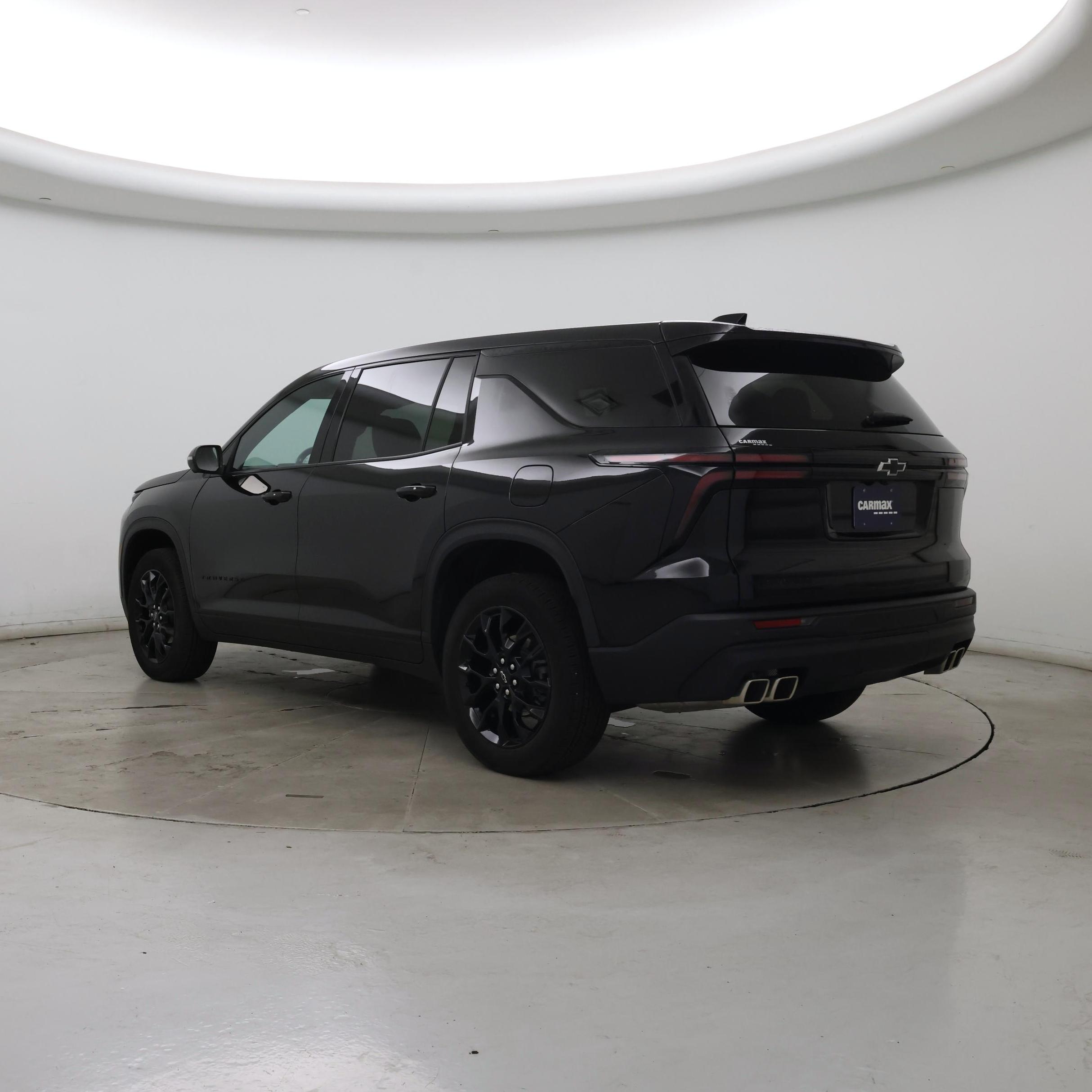 Thumbnail: 2024 Chevrolet Traverse - 2