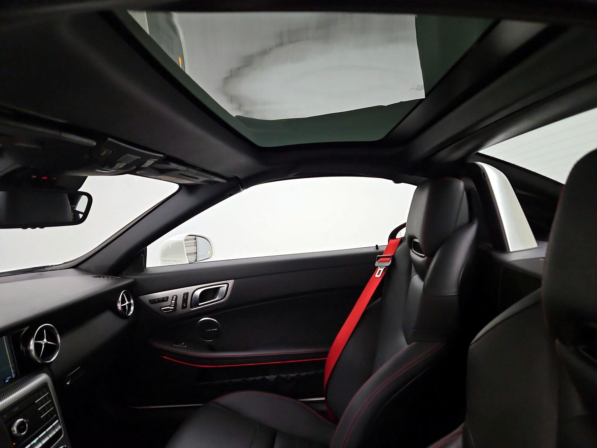 Thumbnail: 2018 Mercedes-Benz SLC - 19