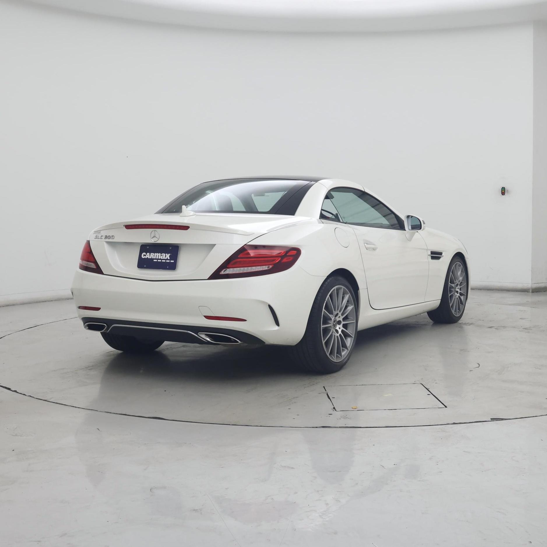 Thumbnail: 2018 Mercedes-Benz SLC - 8
