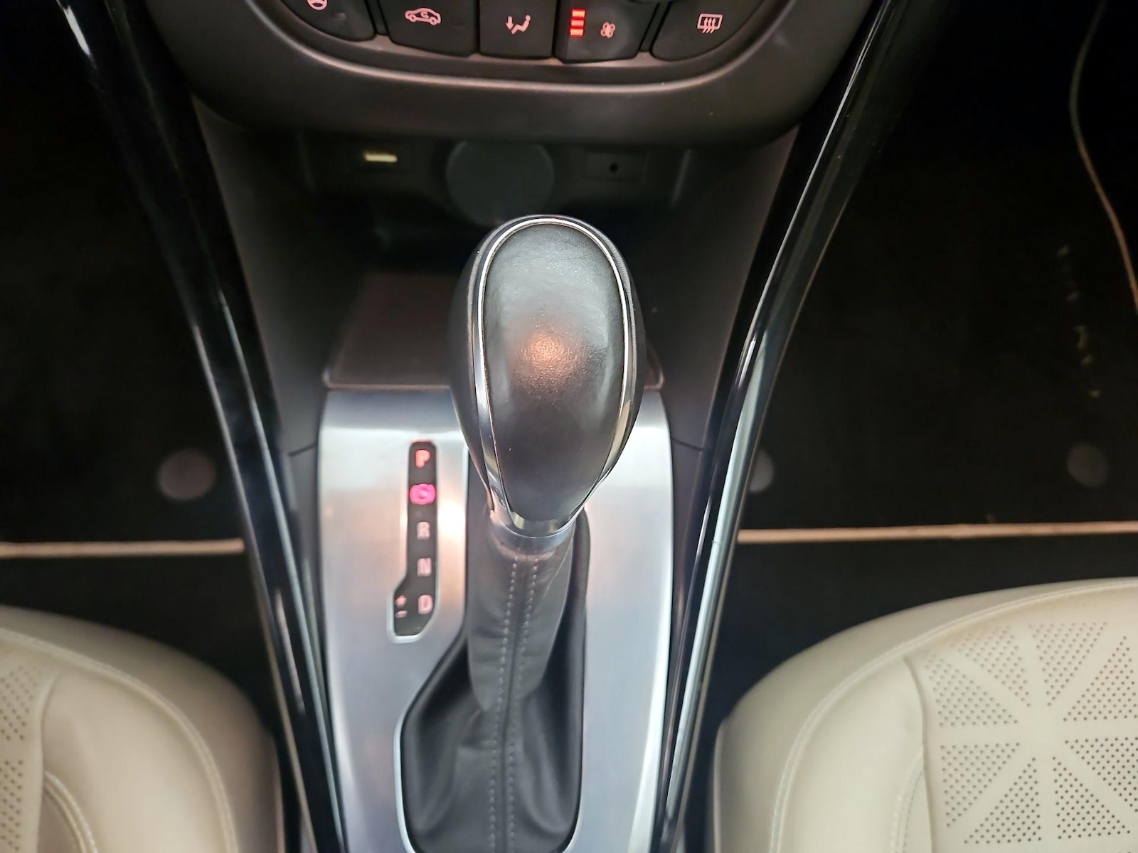 2017 Buick Cascada Premium - Photo 18
