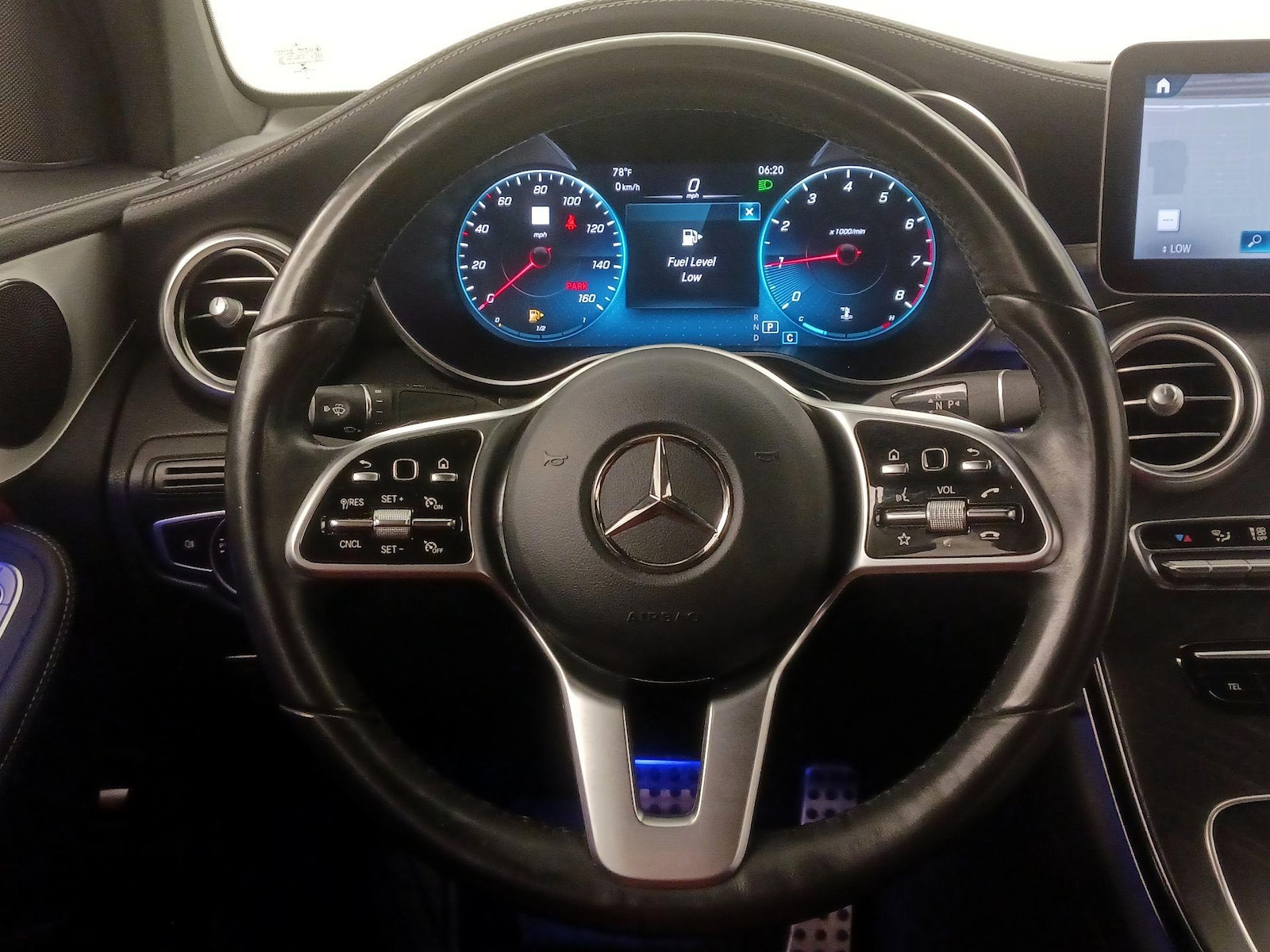 2022 Mercedes-Benz GLC Coupe GLC300 - Photo 11
