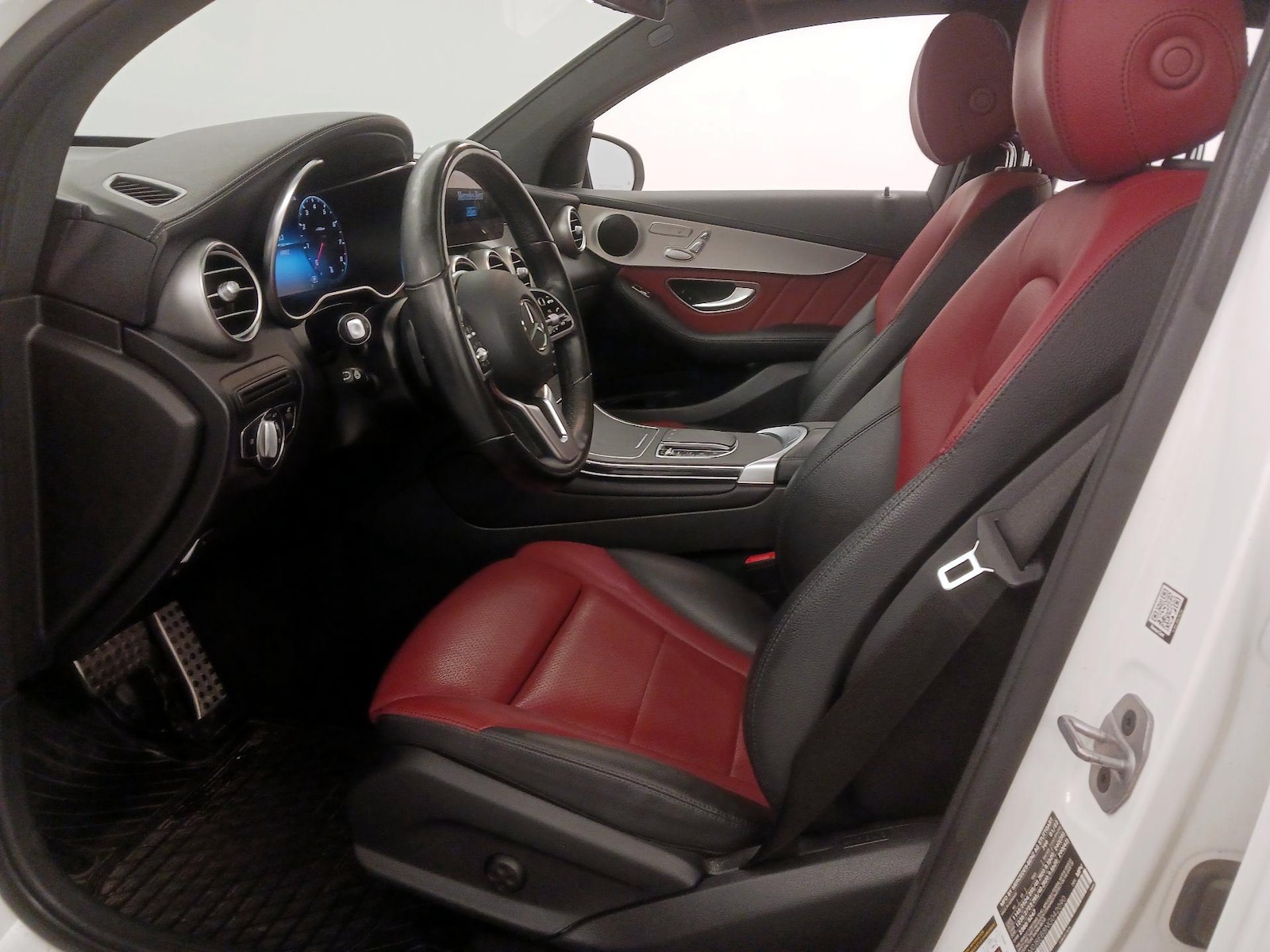 2022 Mercedes-Benz GLC Coupe GLC300 - Photo 12