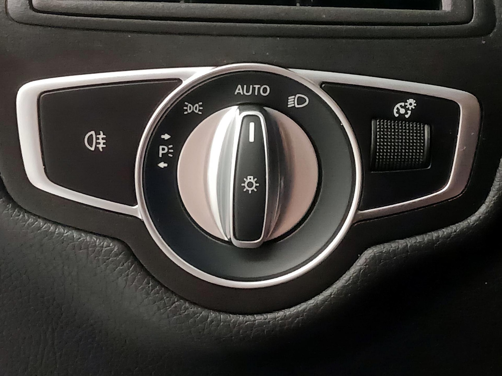 2022 Mercedes-Benz GLC Coupe GLC300 - Photo 14
