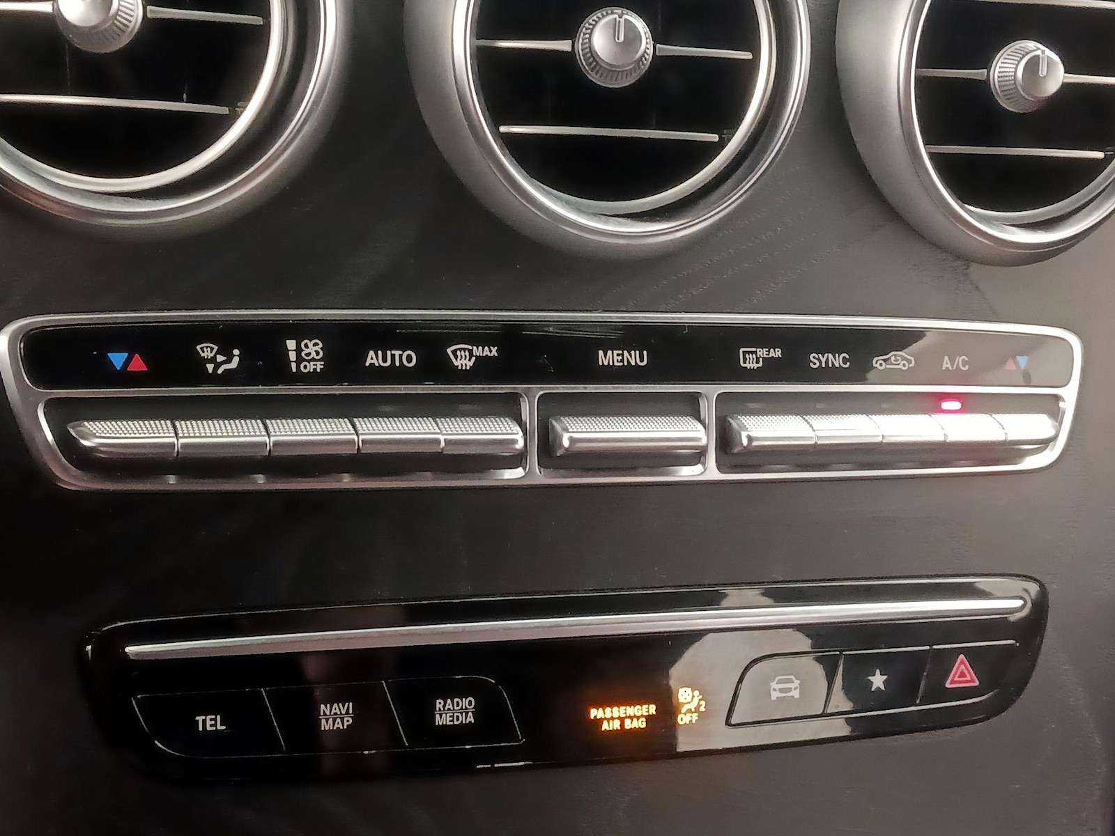 2022 Mercedes-Benz GLC Coupe GLC300 - Photo 18