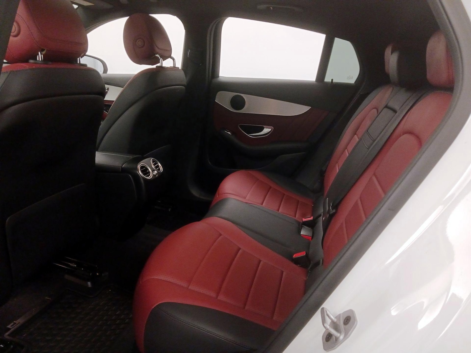 2022 Mercedes-Benz GLC Coupe GLC300 - Photo 22
