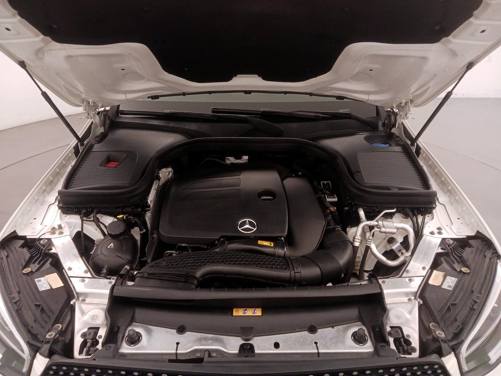 2022 Mercedes-Benz GLC Coupe GLC300 - Photo 24