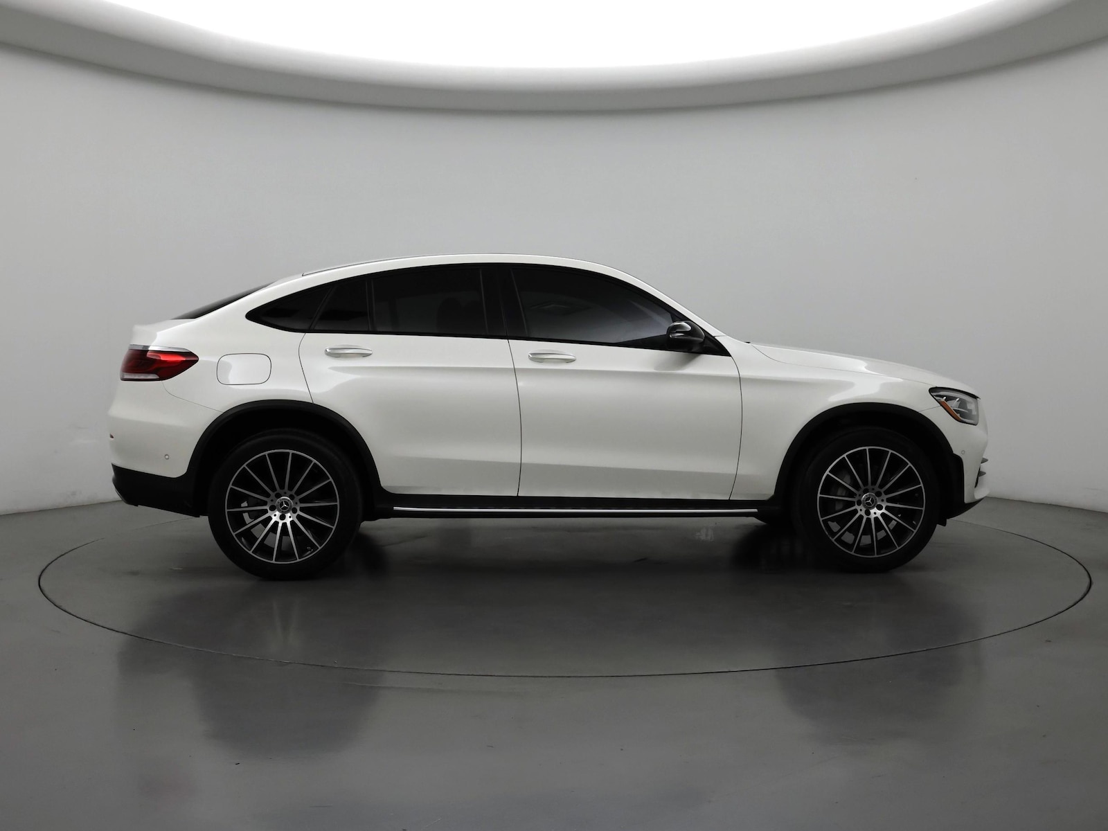 2022 Mercedes-Benz GLC Coupe GLC300 - Photo 8