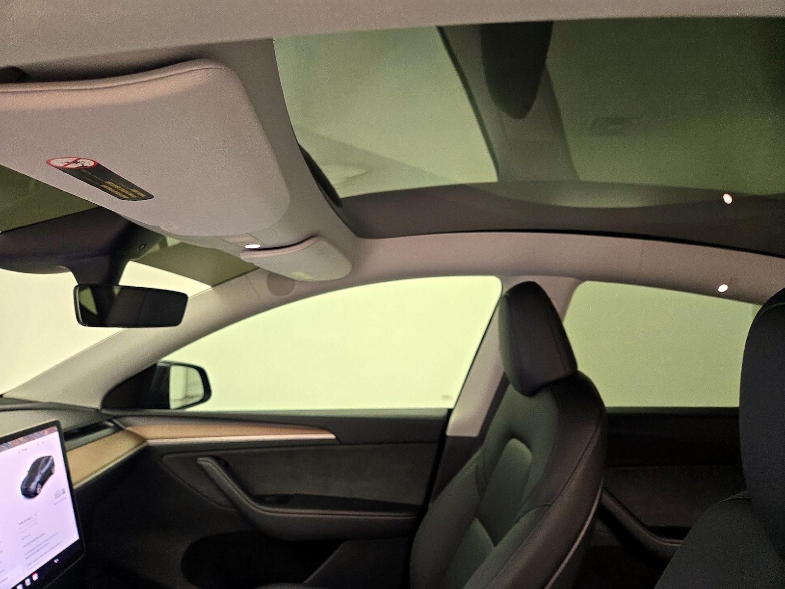 Skylight(s) & Overhead Airbags