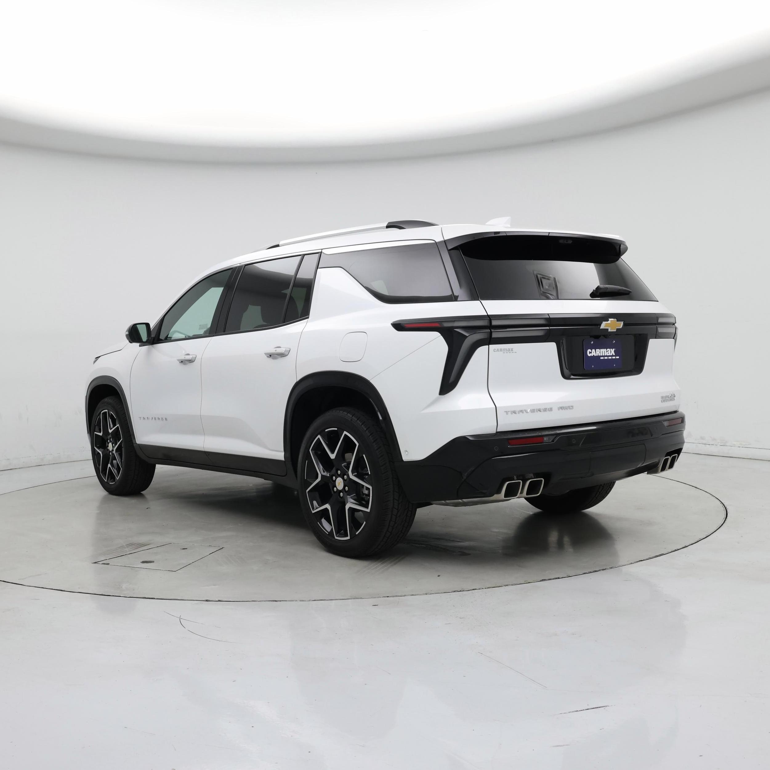 Thumbnail: 2025 Chevrolet Traverse - 2