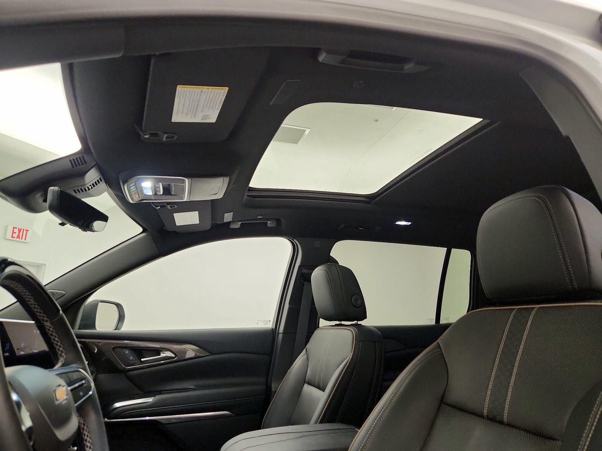 Thumbnail: 2025 Chevrolet Traverse - 19