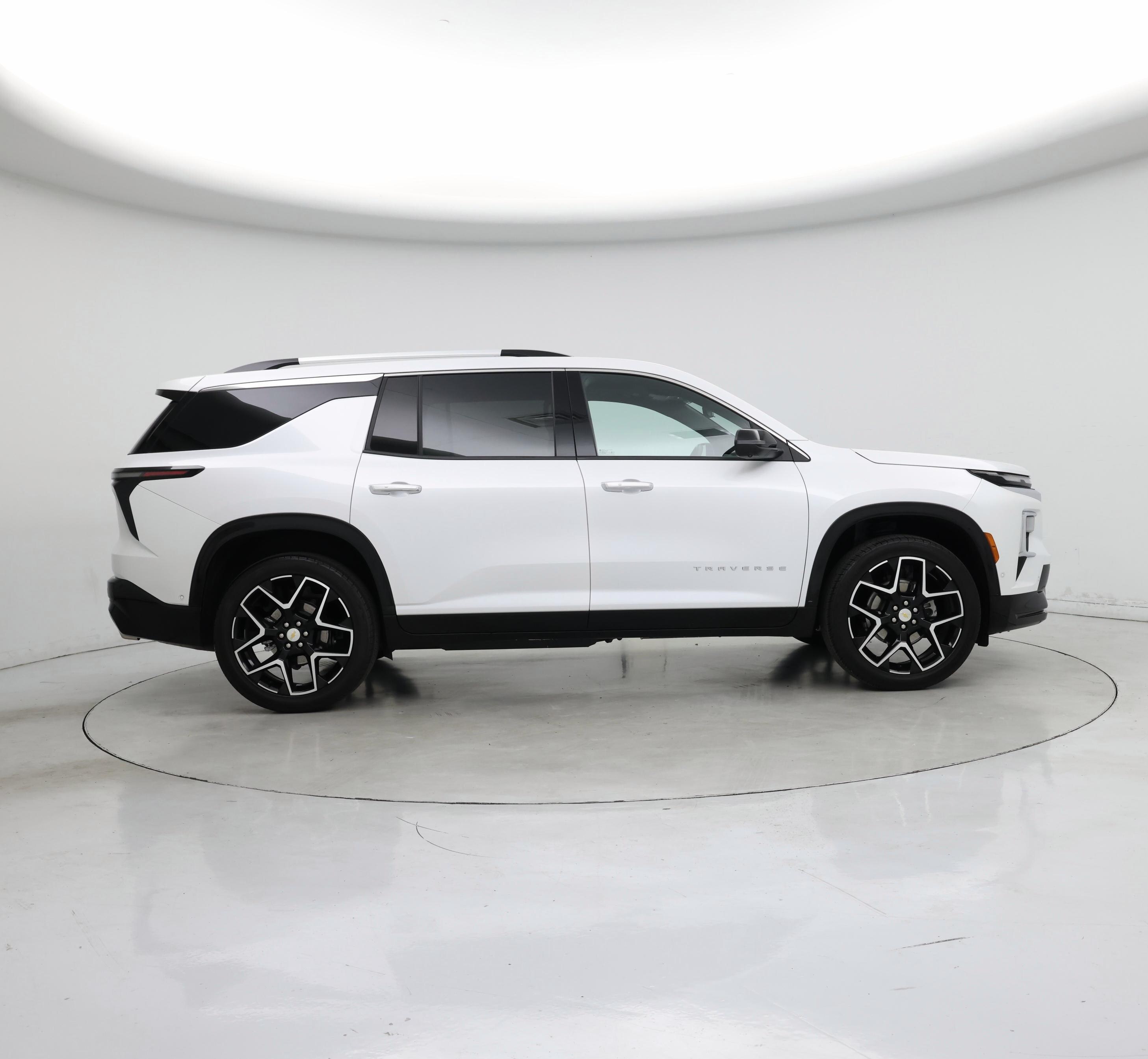 Thumbnail: 2025 Chevrolet Traverse - 7