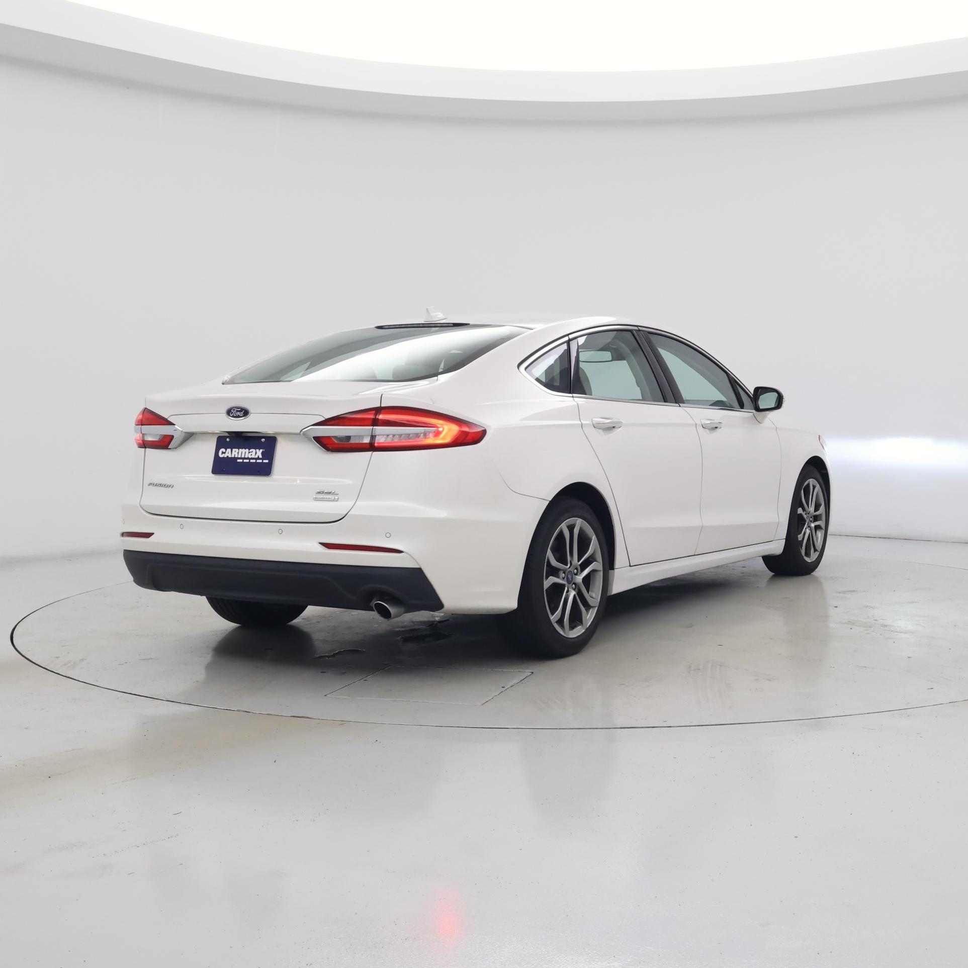 Thumbnail: 2019 Ford Fusion - 8