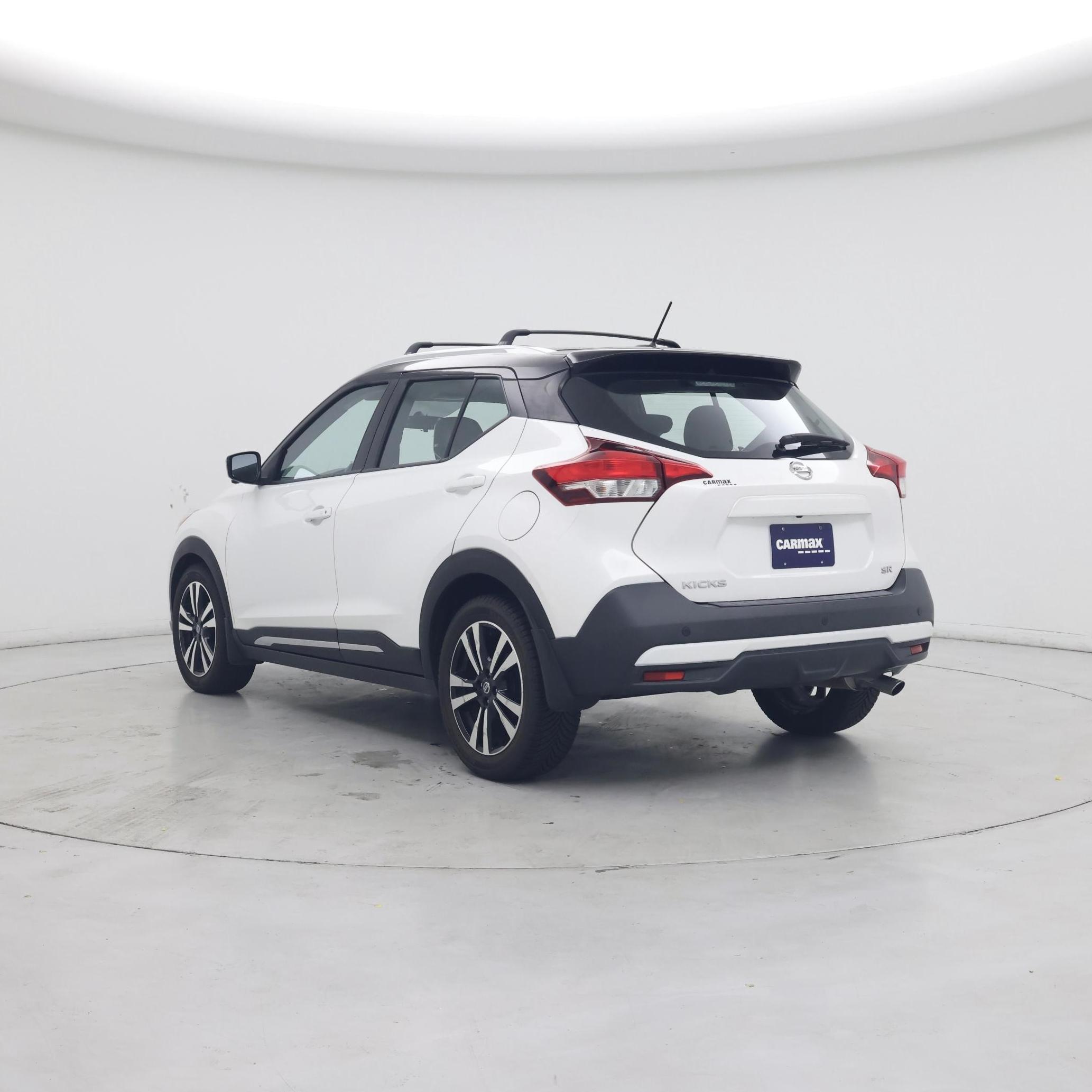 Thumbnail: 2018 Nissan Kicks - 2