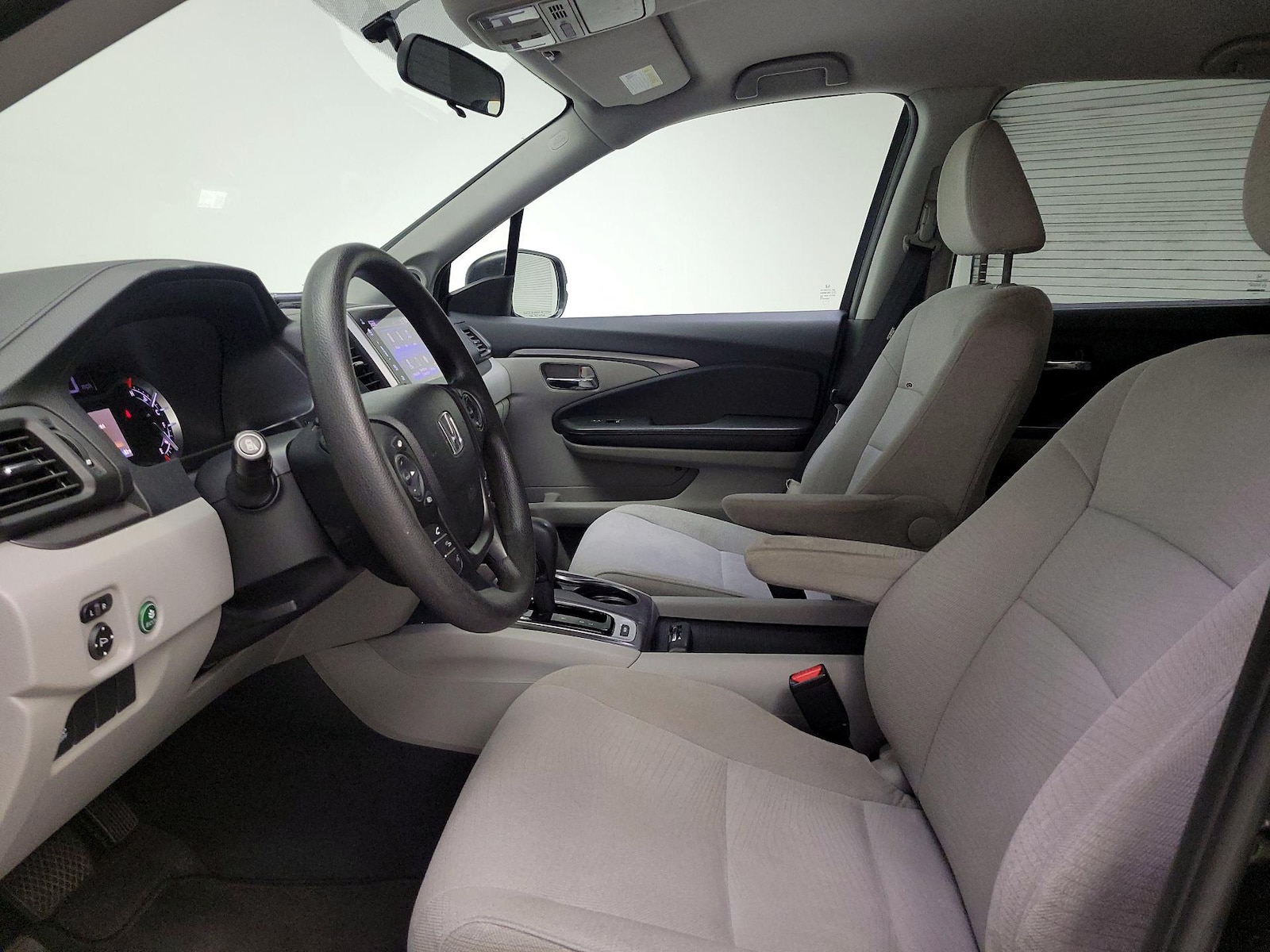 2017 Honda Pilot EX - Photo 12