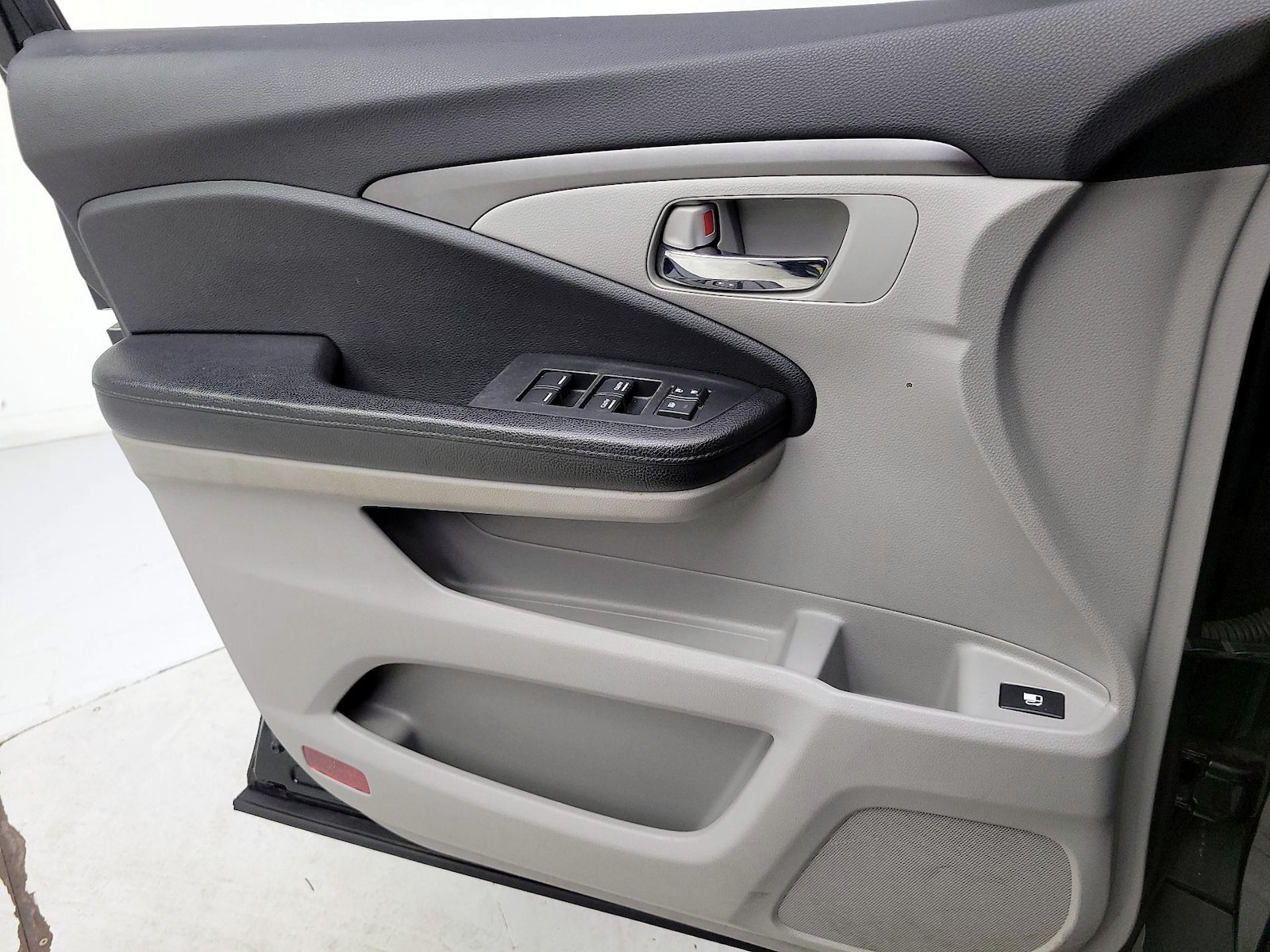 2017 Honda Pilot EX - Photo 13