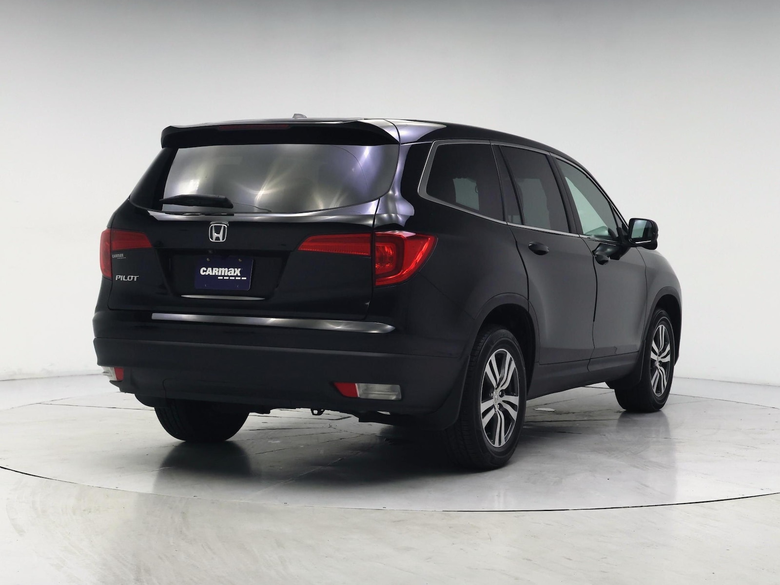 2017 Honda Pilot EX - Photo 9