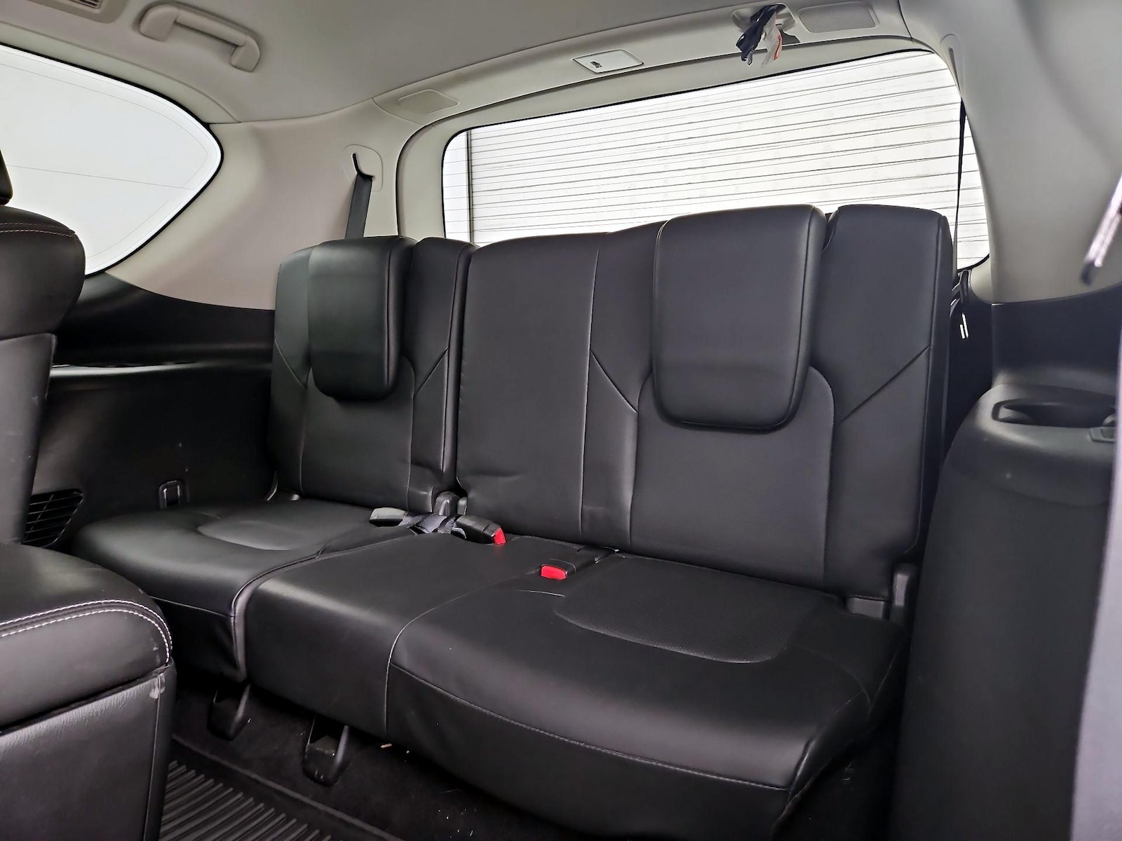 2019 Nissan Armada SL - Photo 23