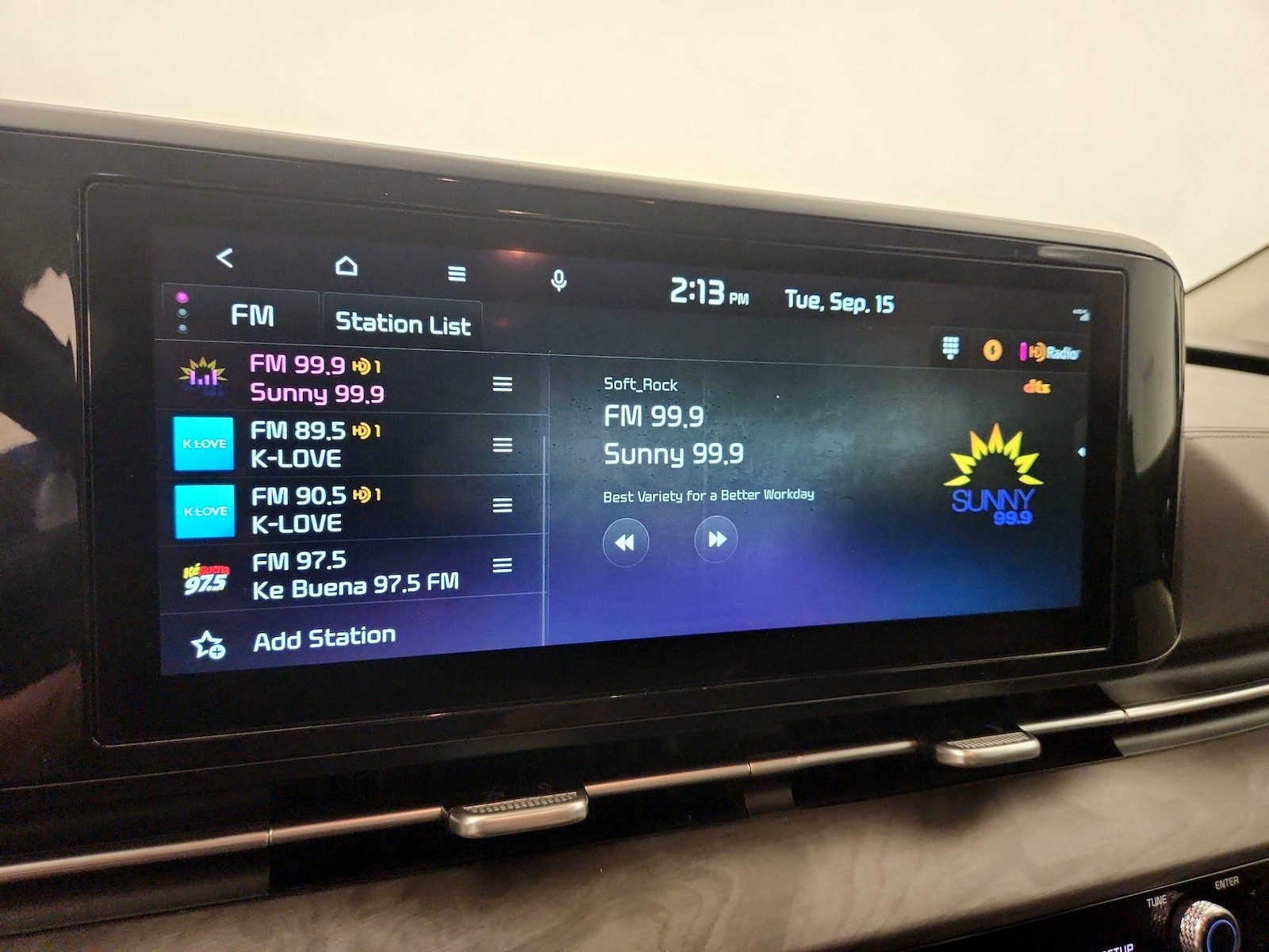 2024 Kia Carnival EX - Photo 16