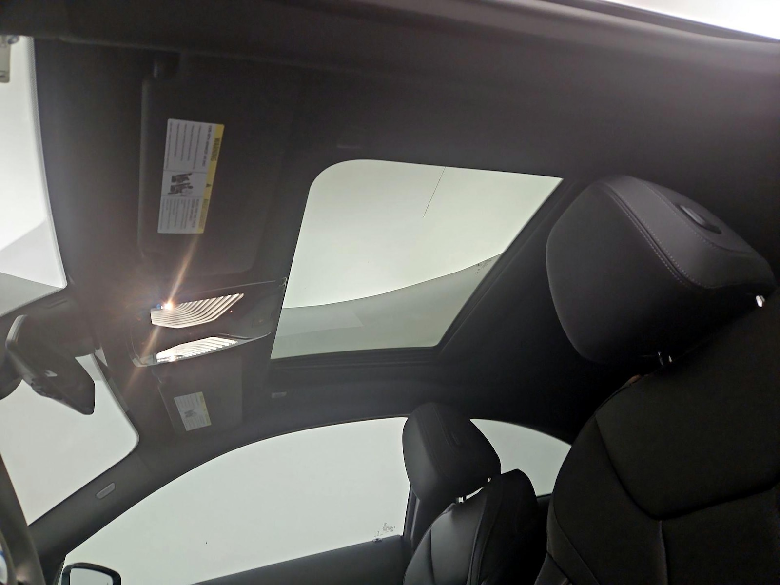 Sunroof(s) & Overhead Airbags