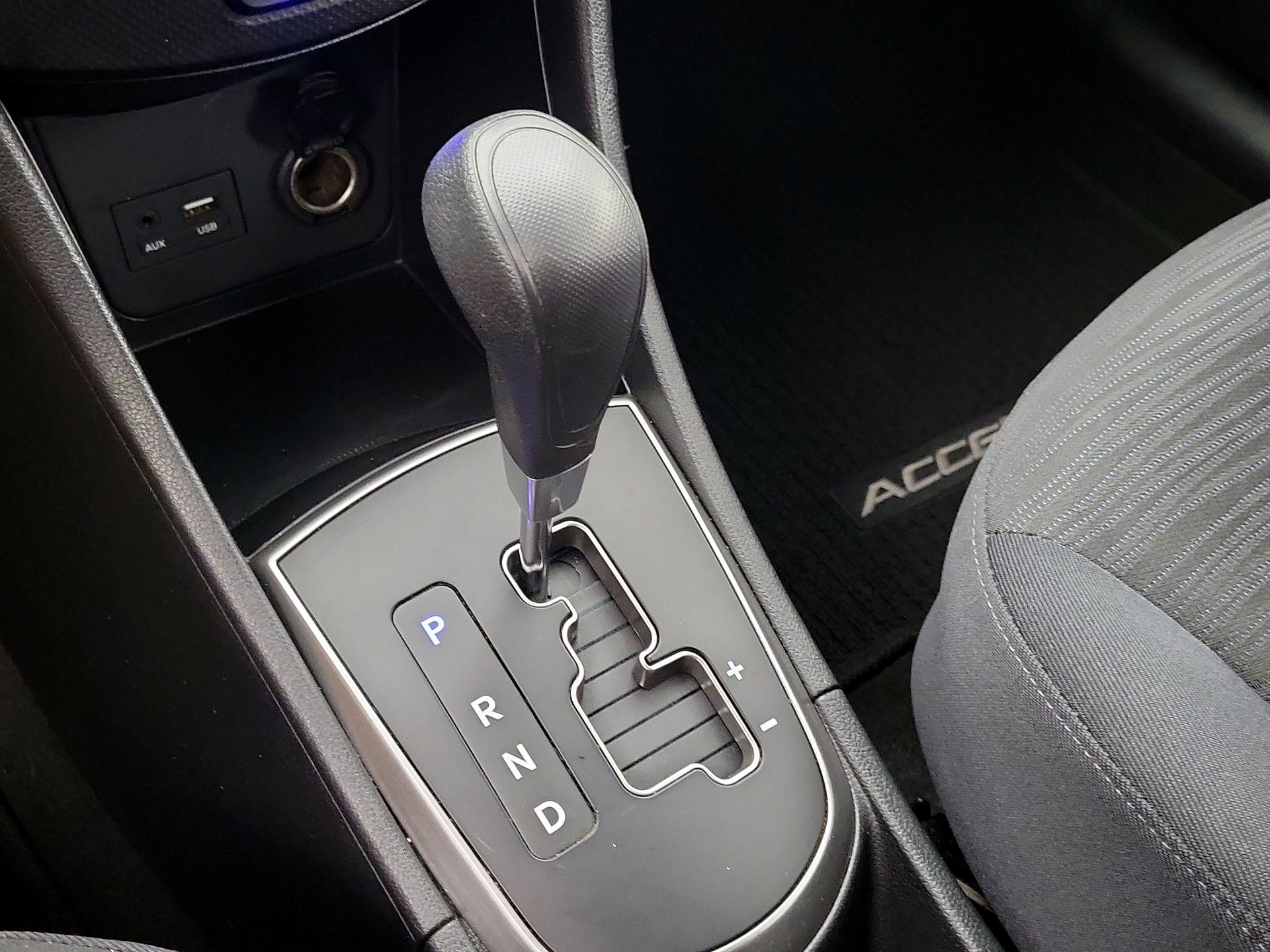 Thumbnail: 2016 Hyundai Accent - 16