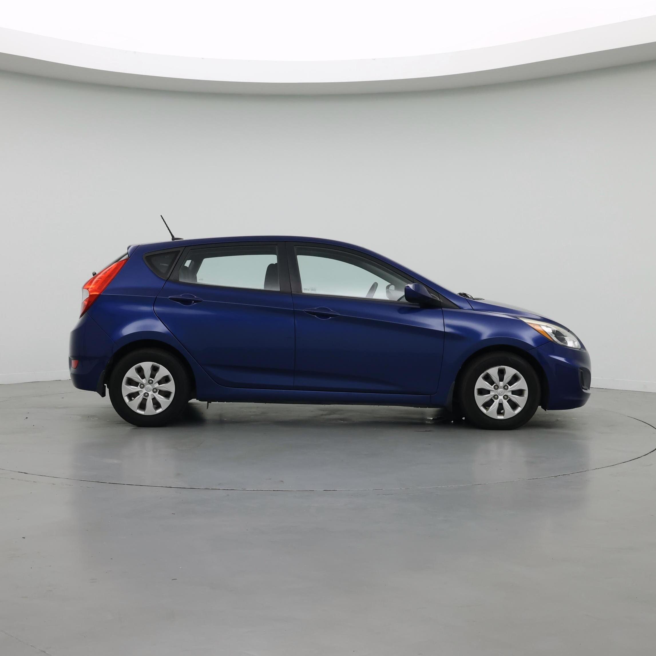 Thumbnail: 2016 Hyundai Accent - 7