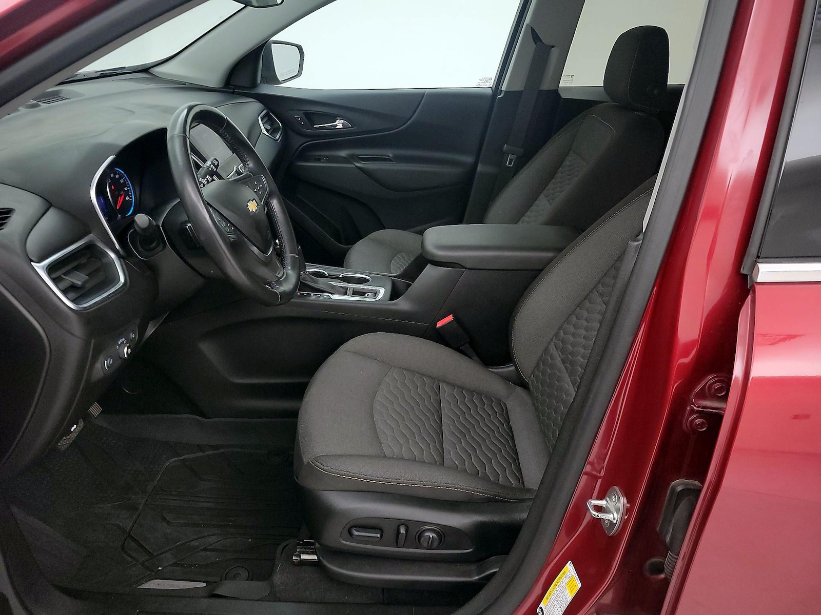 2020 Chevrolet Equinox LT - Photo 12