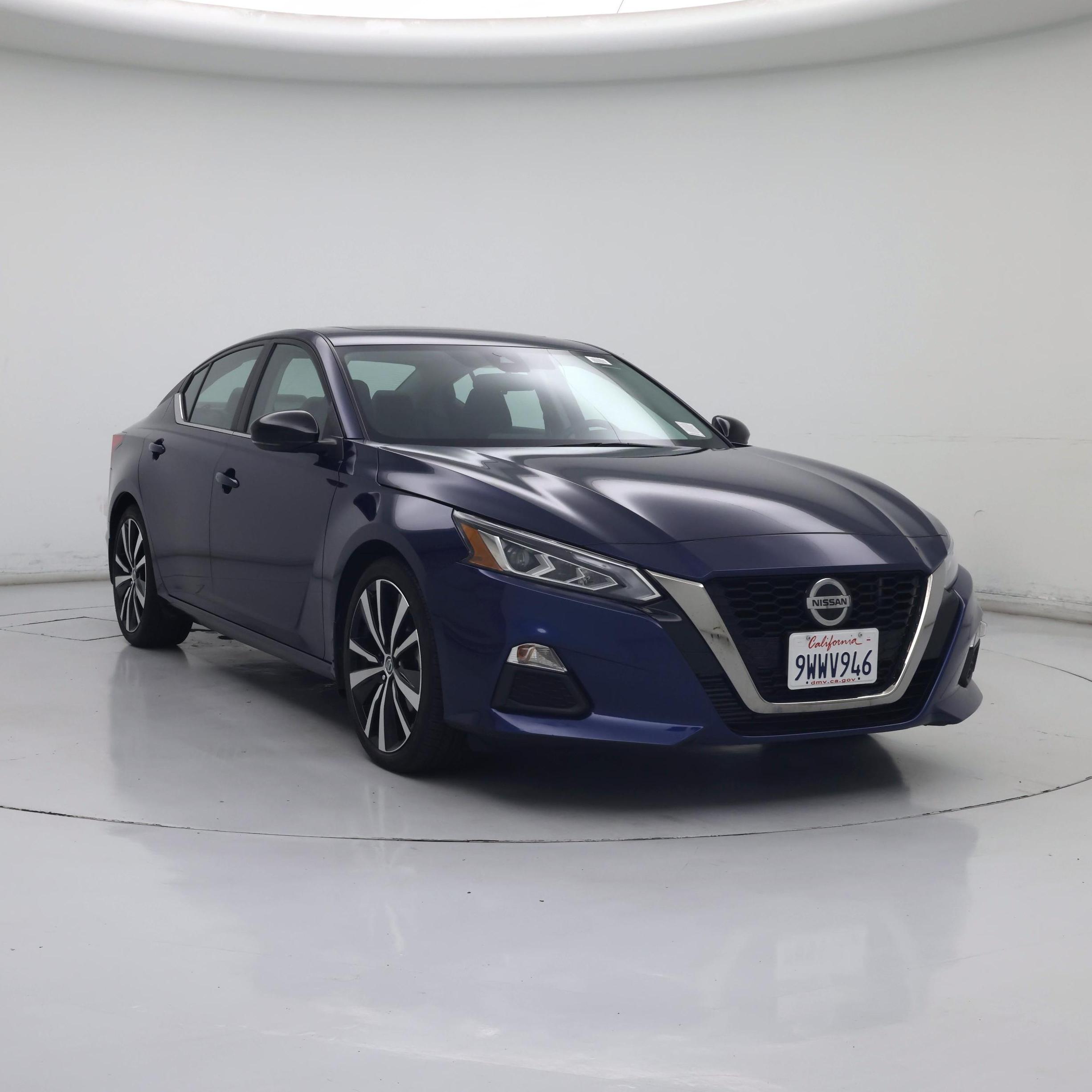 Blue 2022 Nissan Altima Sedan Front-Wheel Drive Automatic