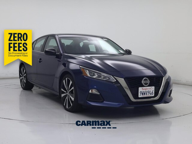 Blue 2022 Nissan Altima Sedan Front-Wheel Drive Automatic