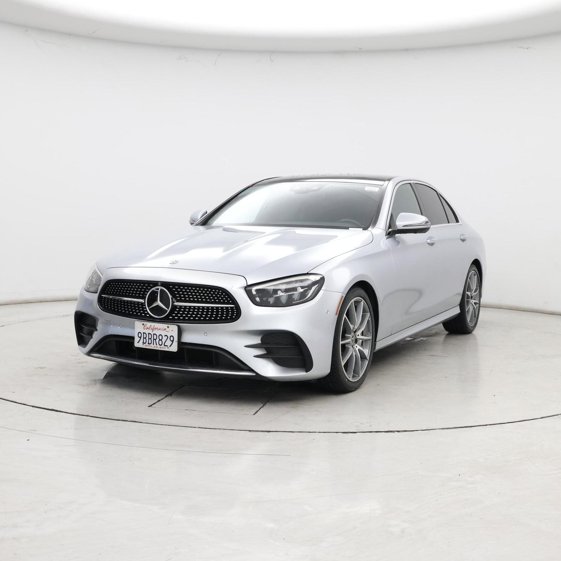 Thumbnail: 2021 Mercedes-Benz E-Class - 4