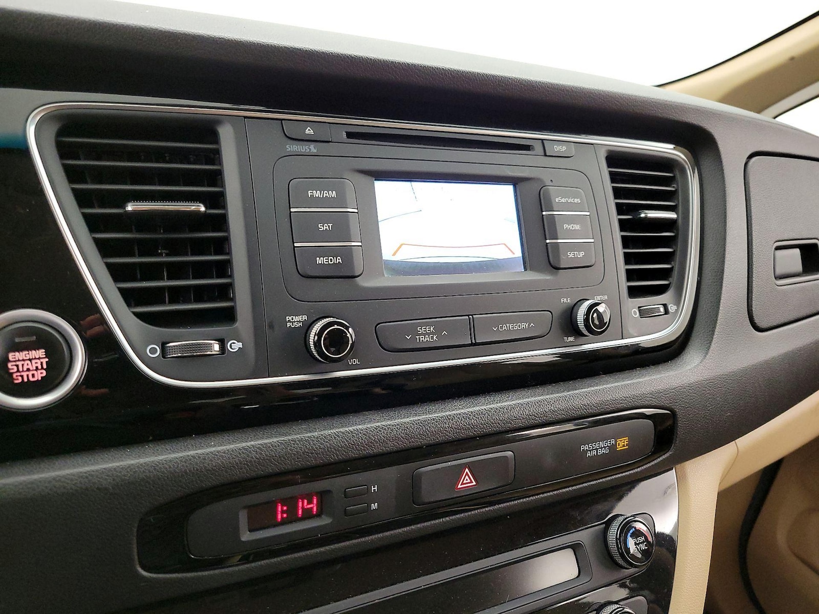 2015 Kia Sedona EX - Photo 15