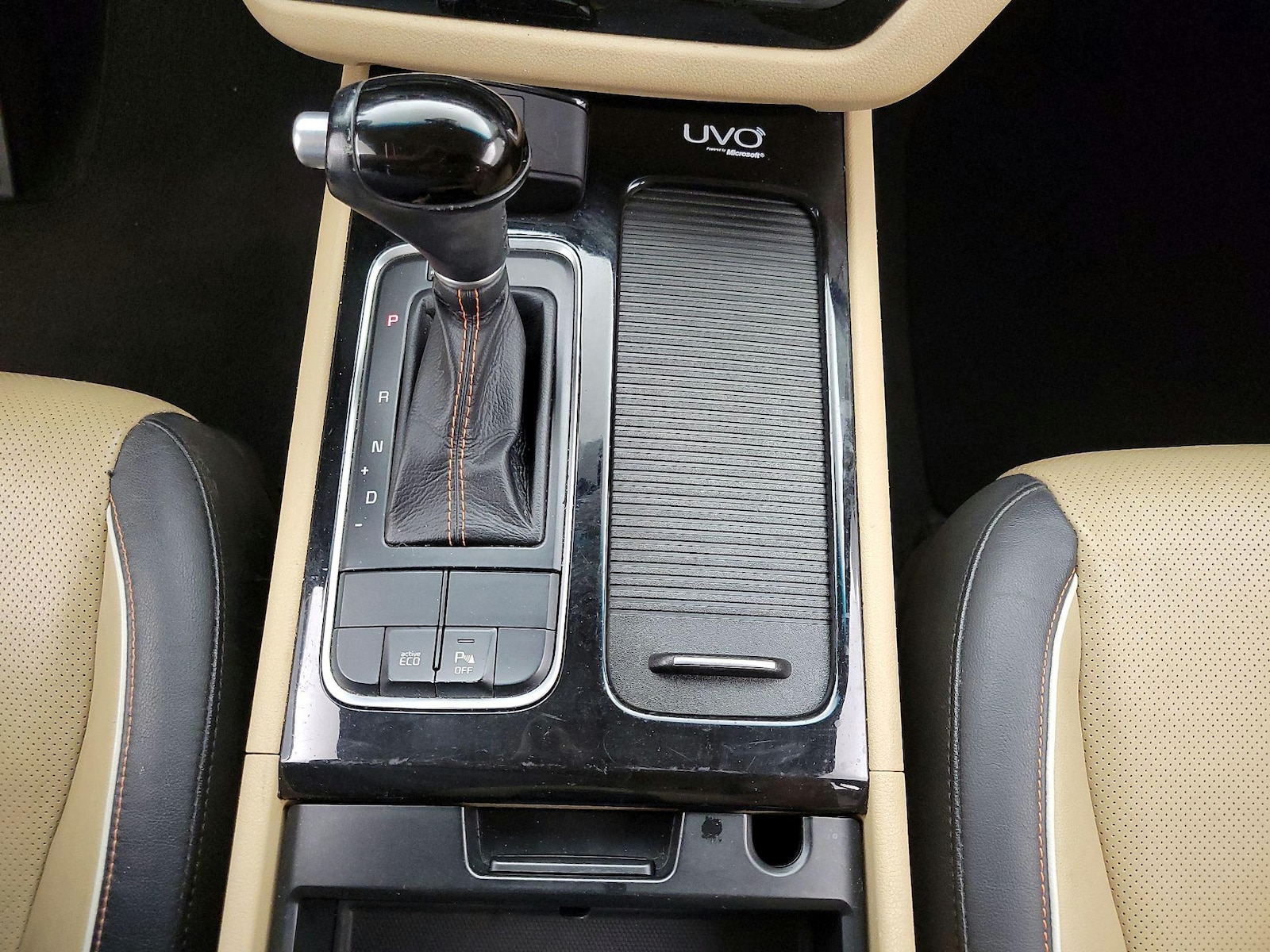 2015 Kia Sedona EX - Photo 18