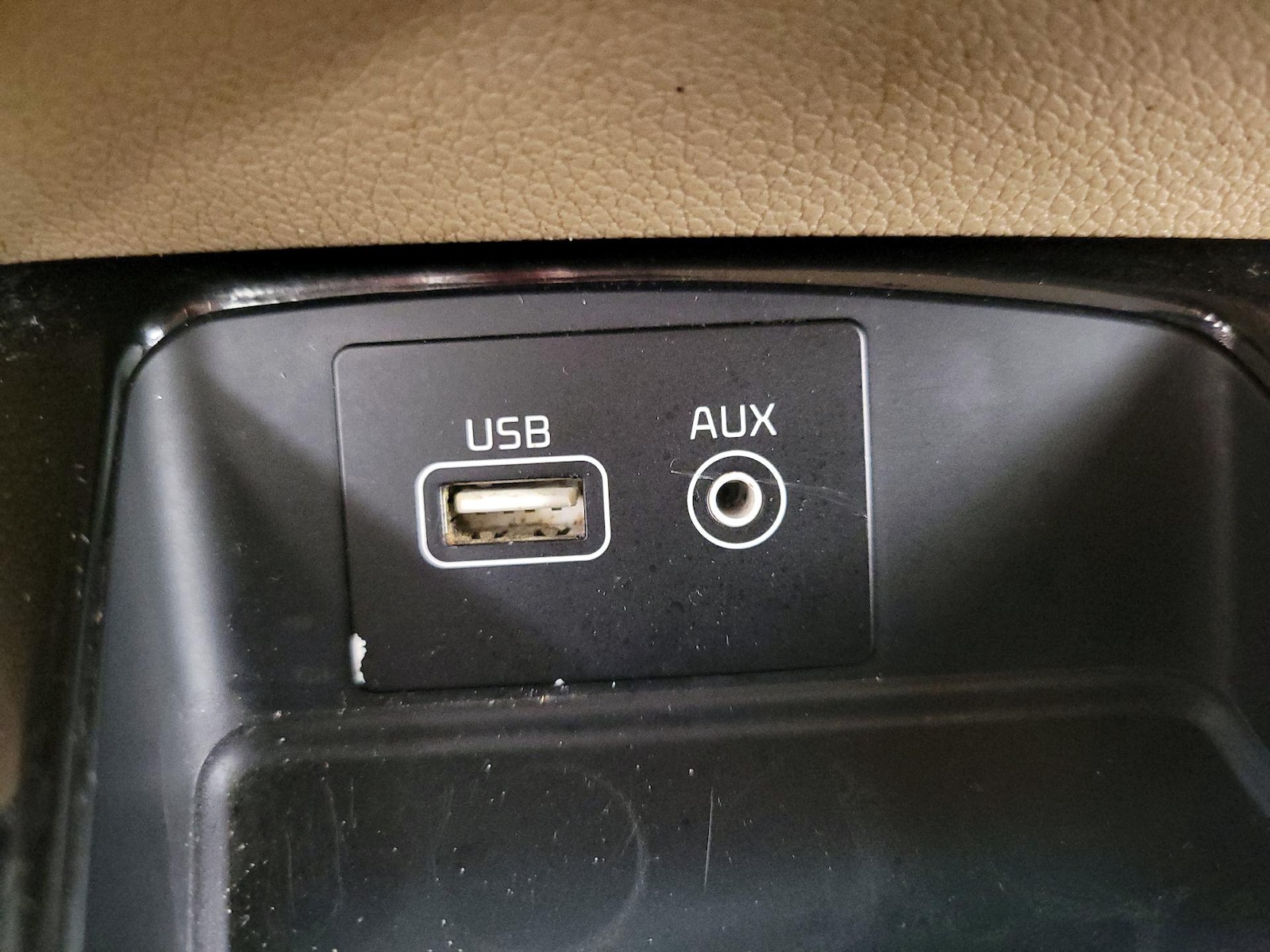 2015 Kia Sedona EX - Photo 19